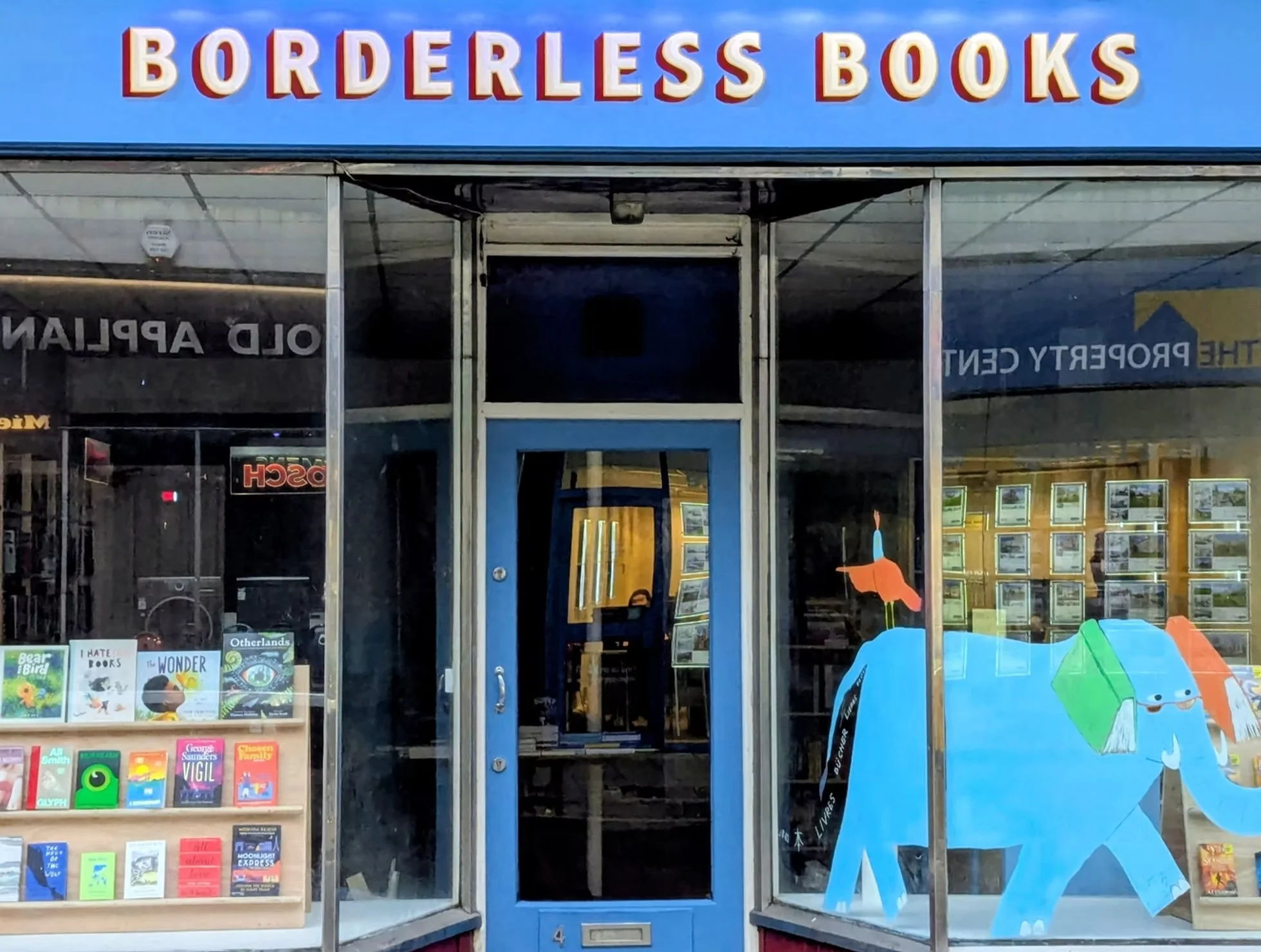Borderless Books