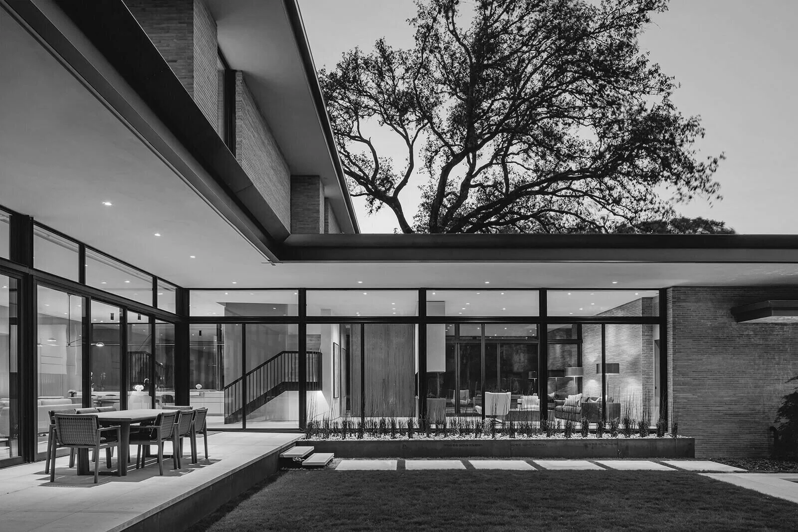 ROLLINGWOOD RESIDENCE