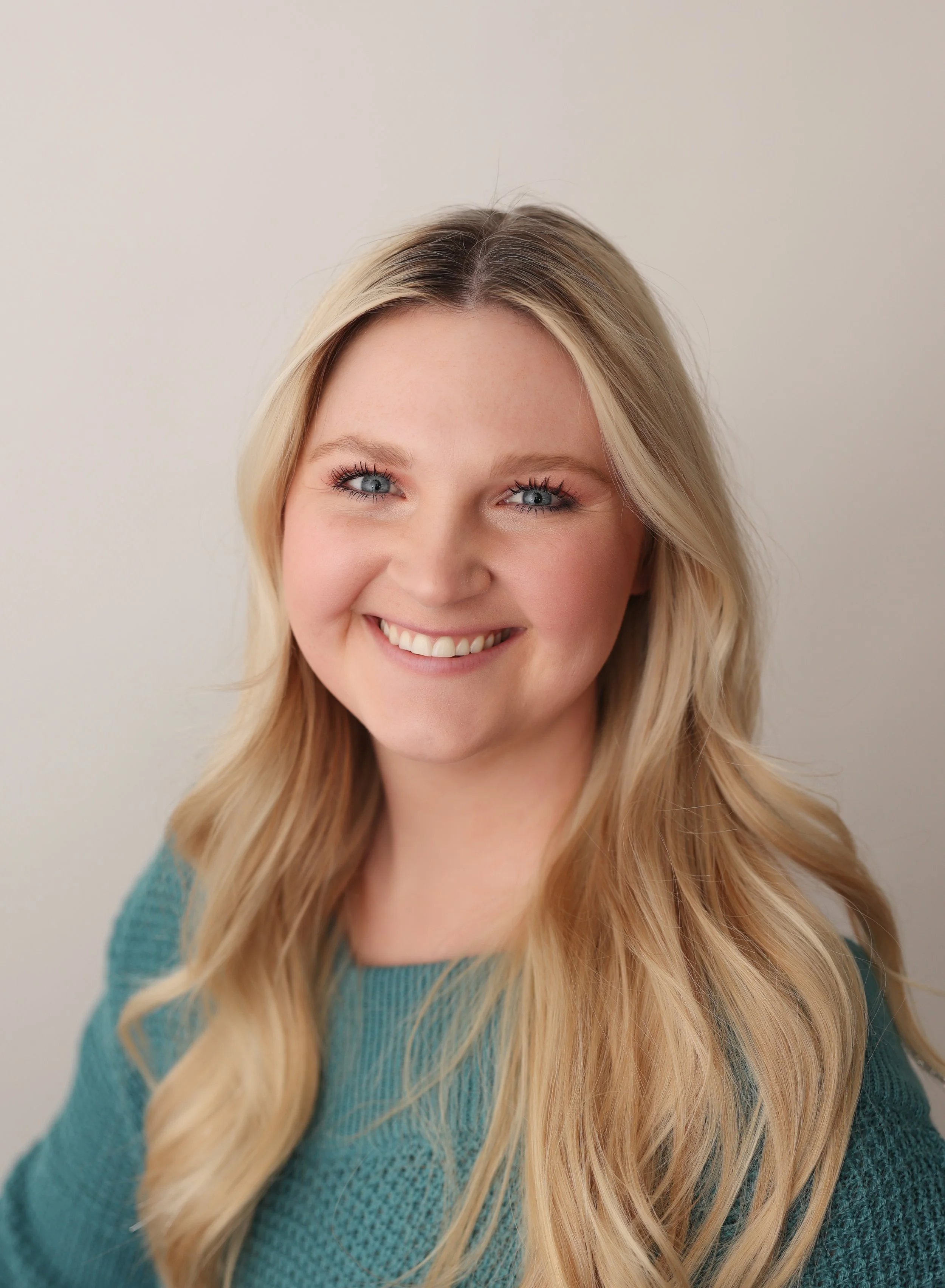 Cierra Headshot.jpg