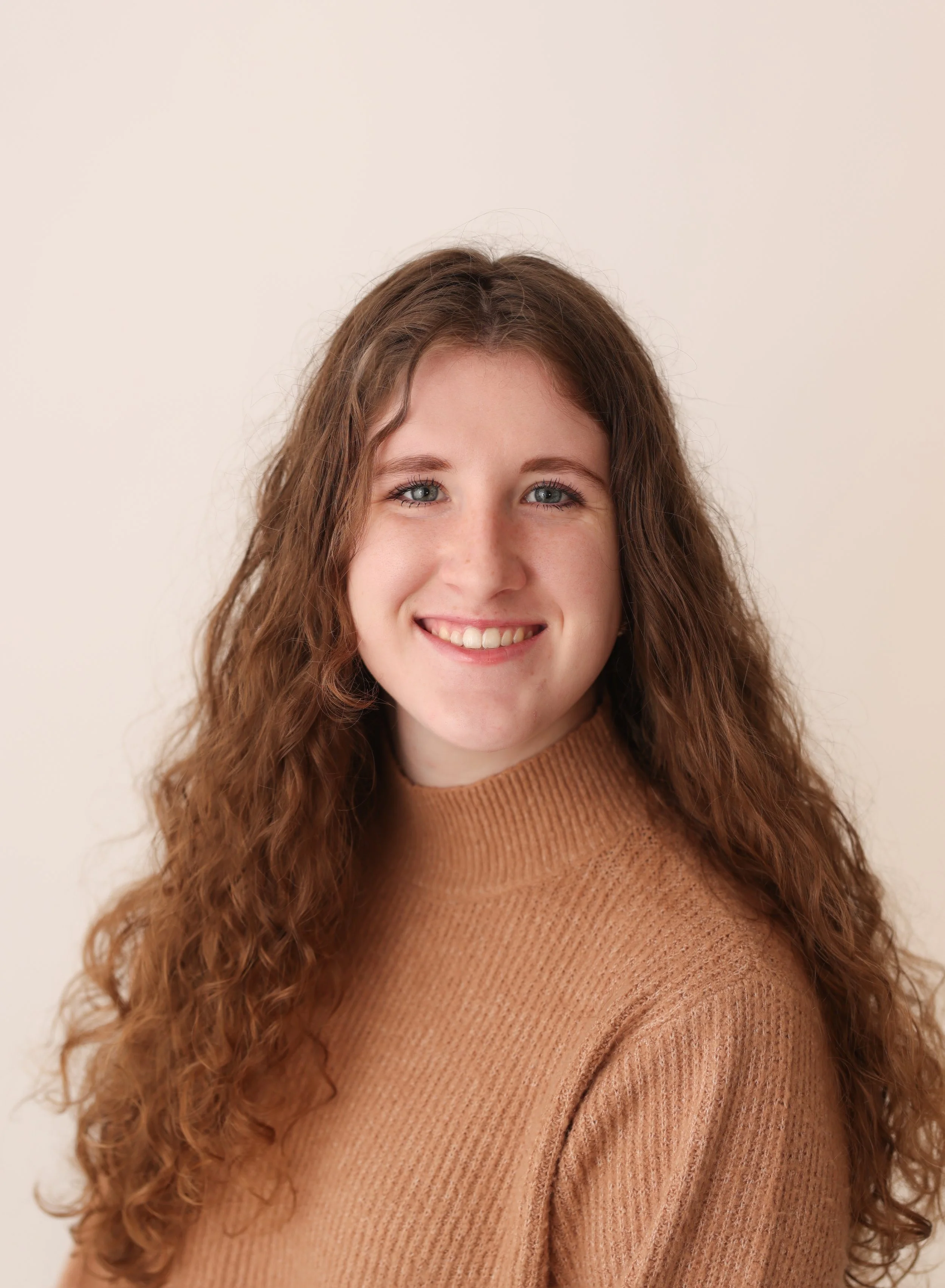 Erin's Headshot.jpg