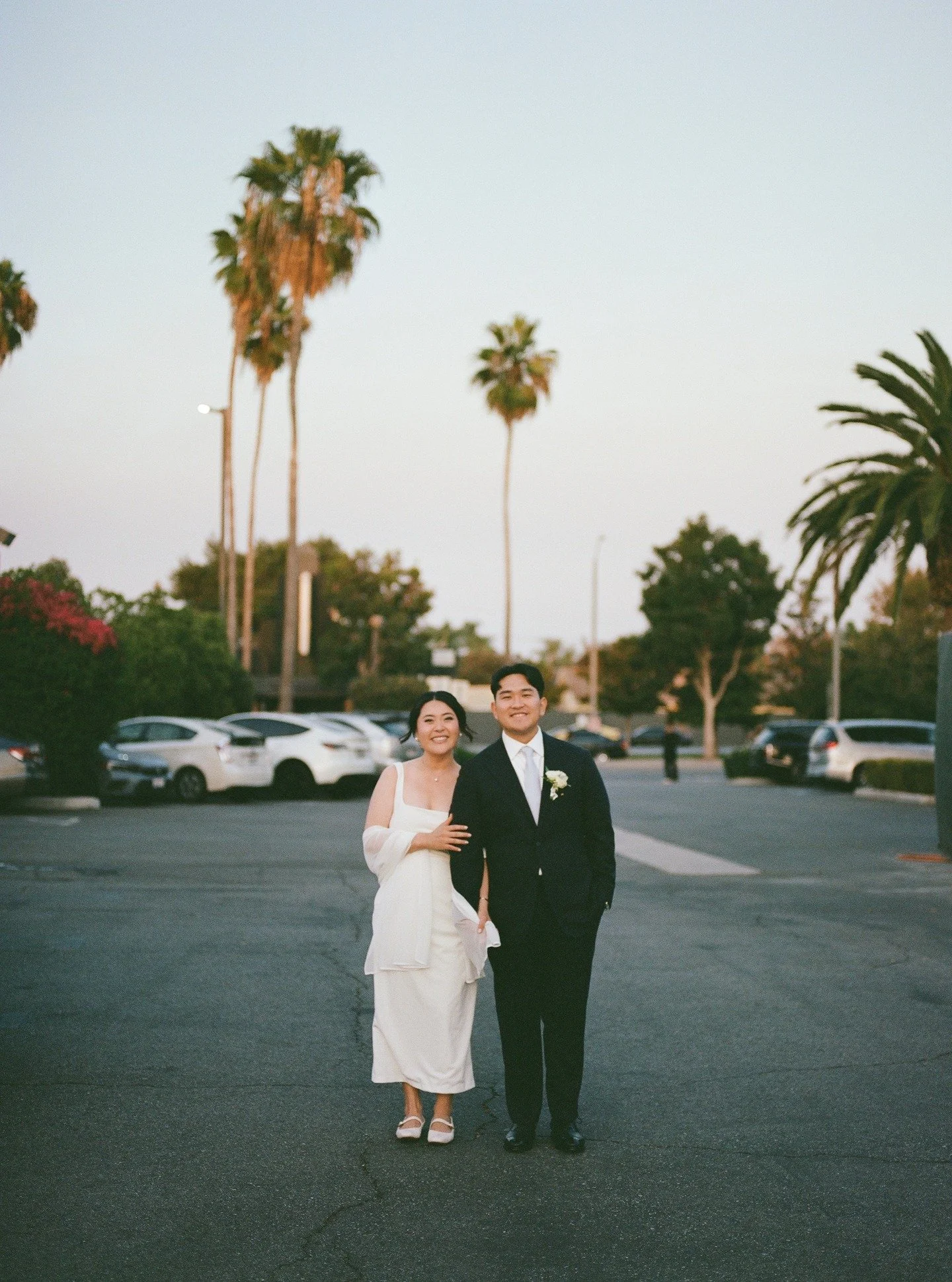 Feels like it was just yesterday when I had the honor of documenting their wedding day ❤️ Cheers to you both as you celebrate your first anniversary! 🥂
.
.
.
Venue | @thecolonyhouse
Planner | @helen_belovedeventsco
Photography | @simonkimphoto
Video