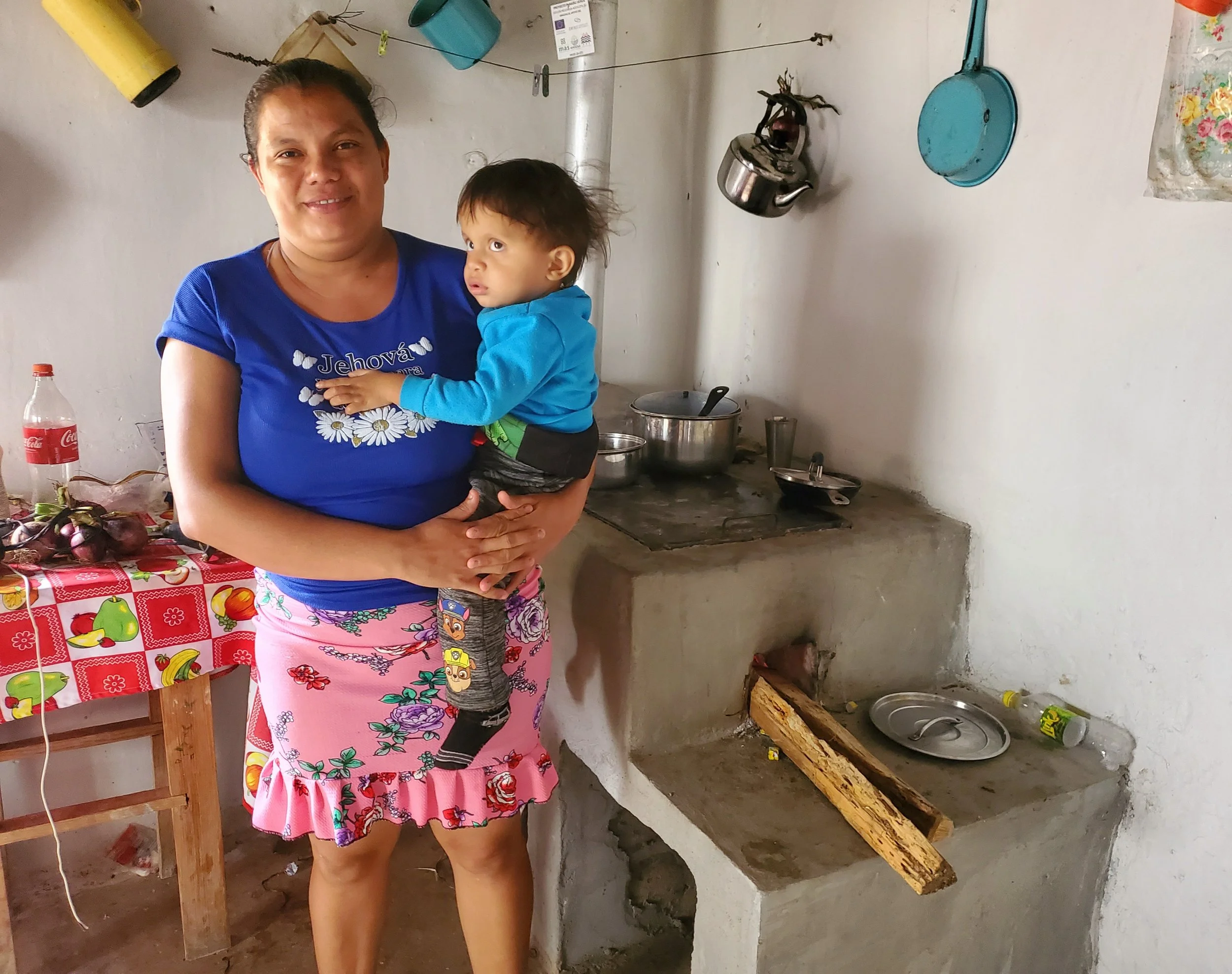In 2025, the Maestros Foganores network constructed 1,390 stoves within rural Honduran households.