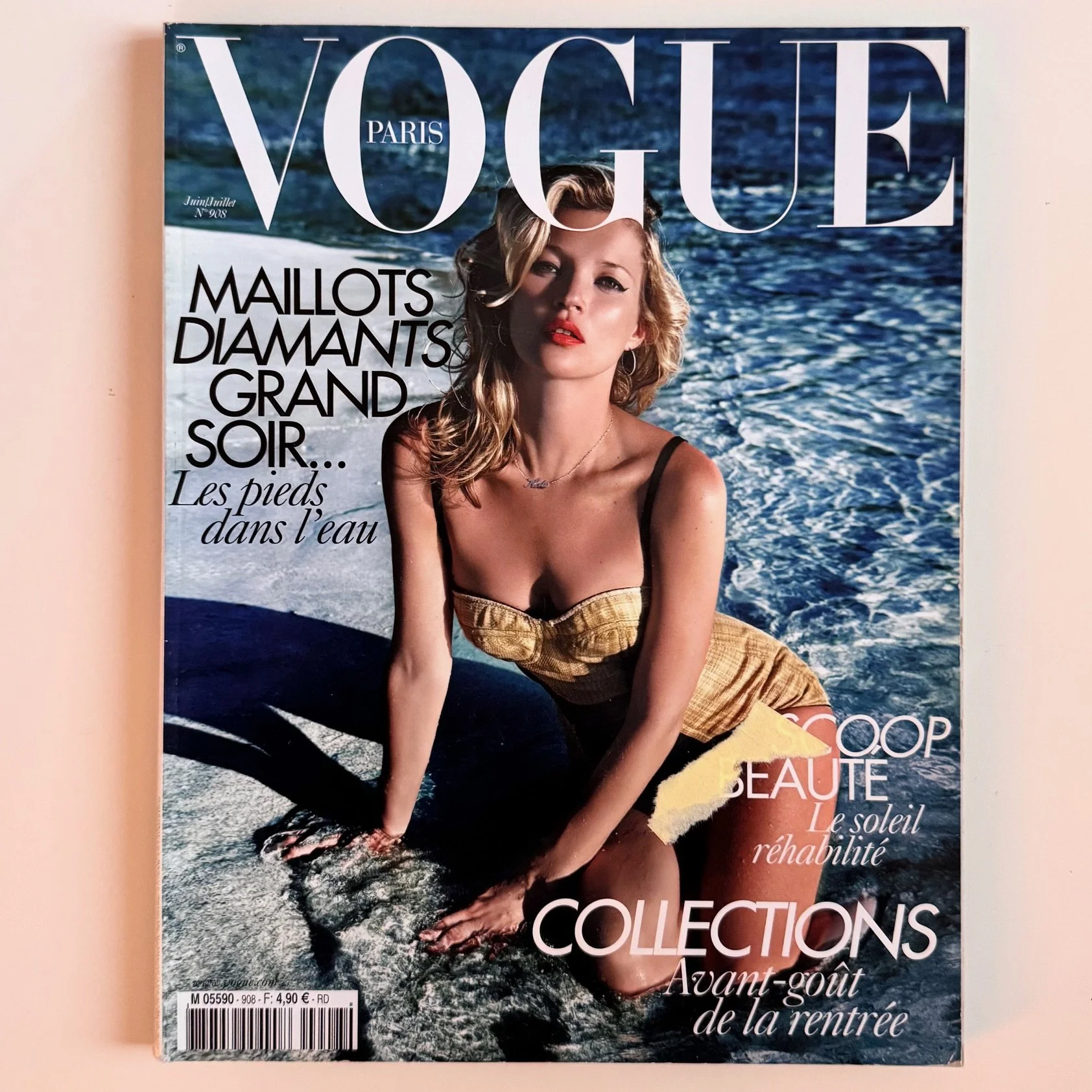 Vogue - Juin Juillet 2010