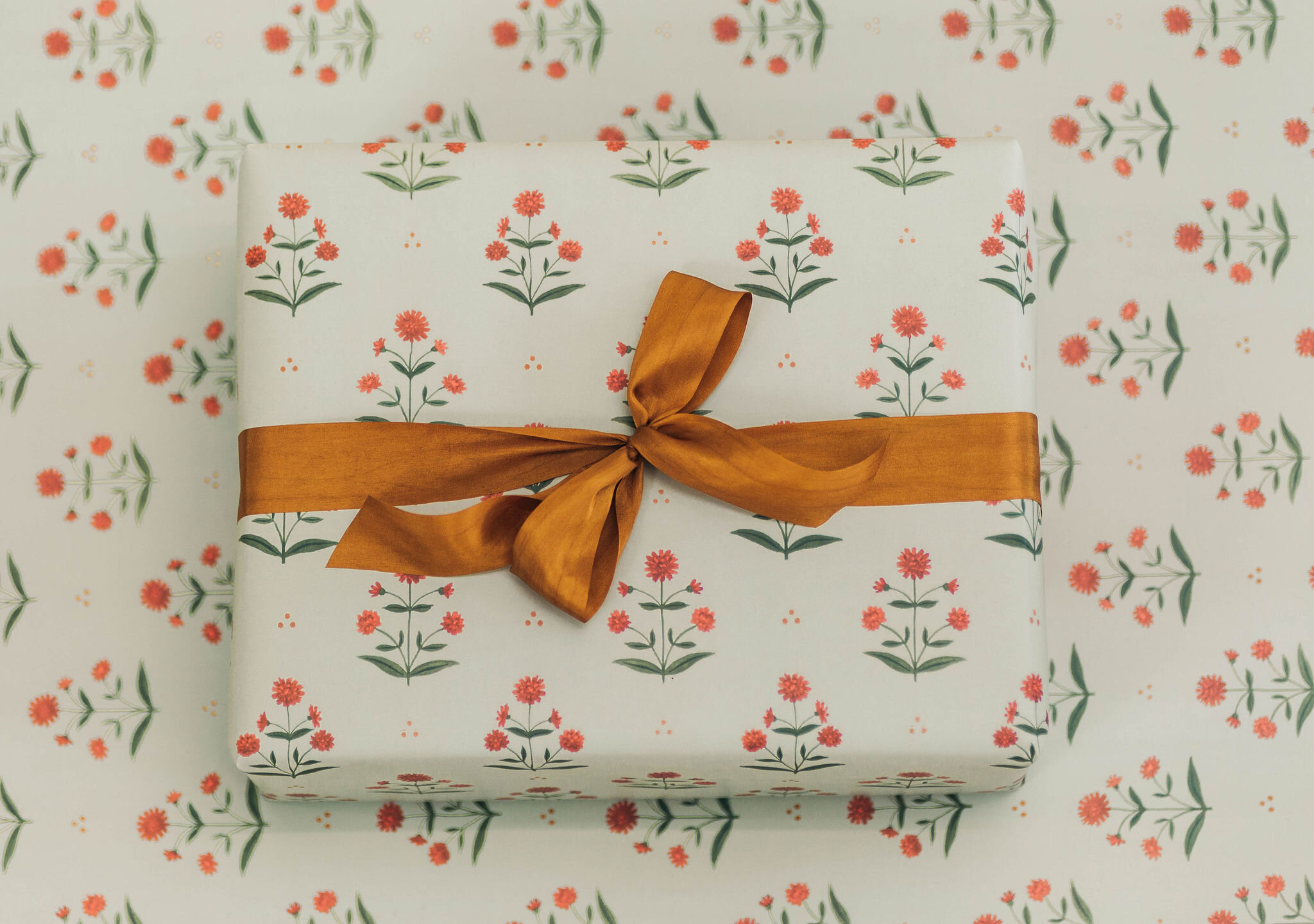 Floral winter wrapping paper kraft deep green – MYDESIGNPICTURES