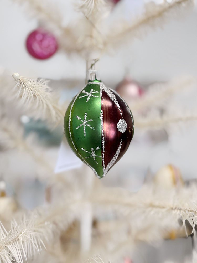 Holiday - Green Strip Ornament 1.jpg