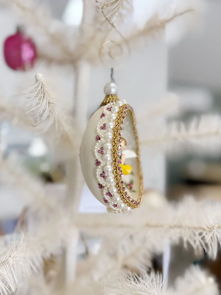 Holiday - Egg Ornament 1.jpg