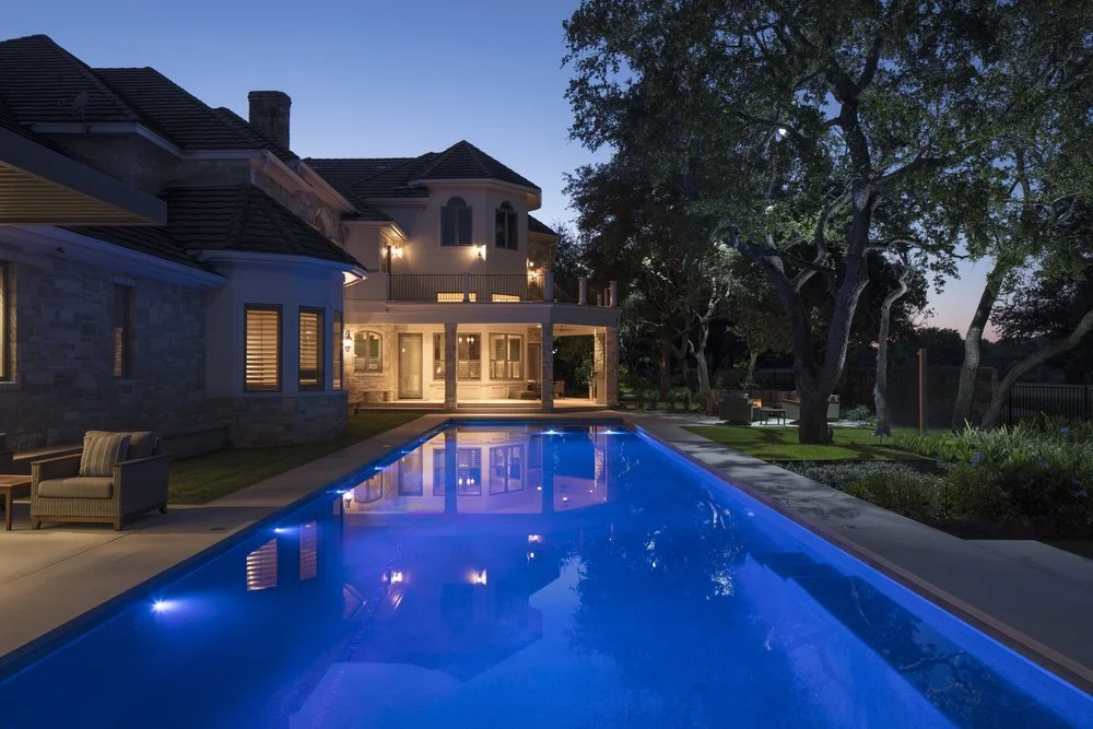 Geometric pool at Fazio residence with clean lines