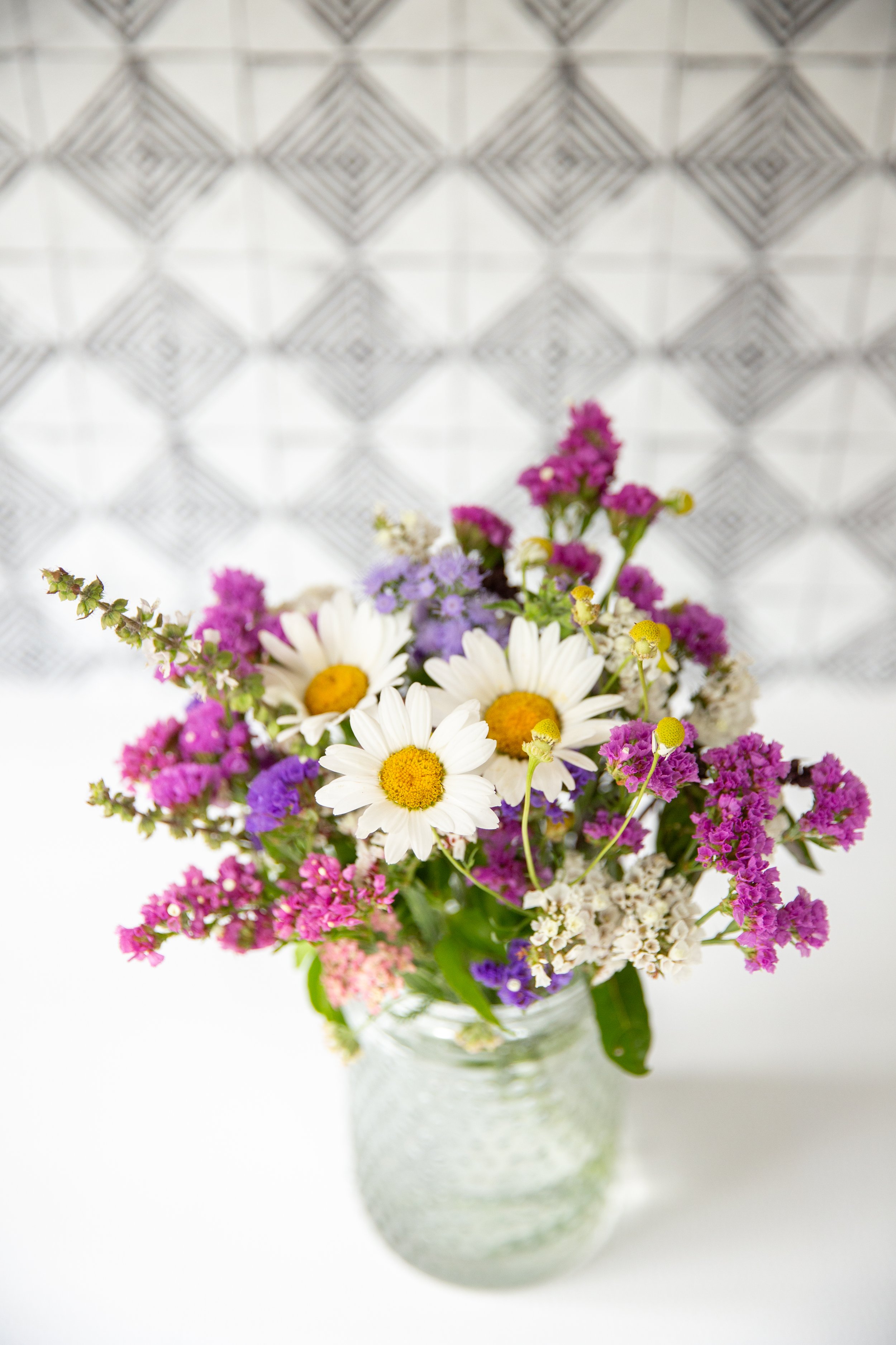 Syracuse-Product-Photographer-005-Flowers-Business-IMG_0065.jpeg