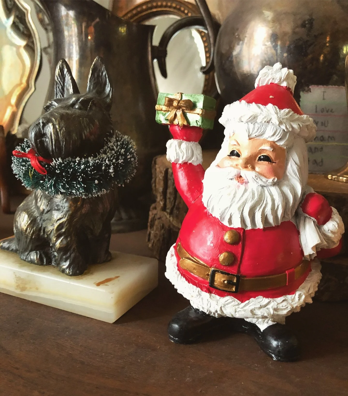 Alright last minute shoppers, there&rsquo;s a gift for you over on the website! Between now and the end of the day on Christmas, use the code SANTA to receive a 10% discount on any flower subscription. 
It&rsquo;s not too late to give the gift of fre