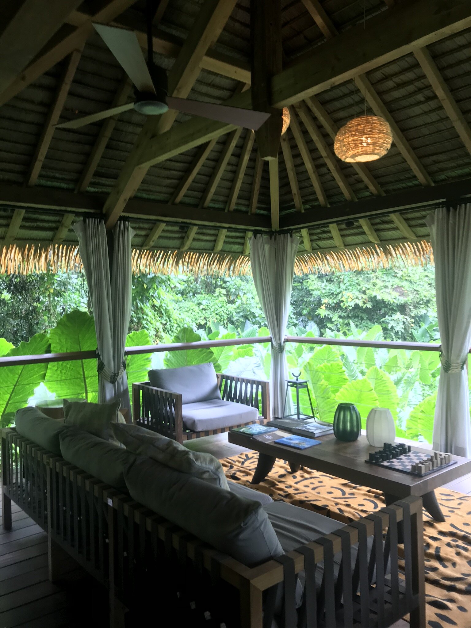 Milk-and-Uni_hotel-Sunday-Praia-Lodge_Principe_6.jpg
