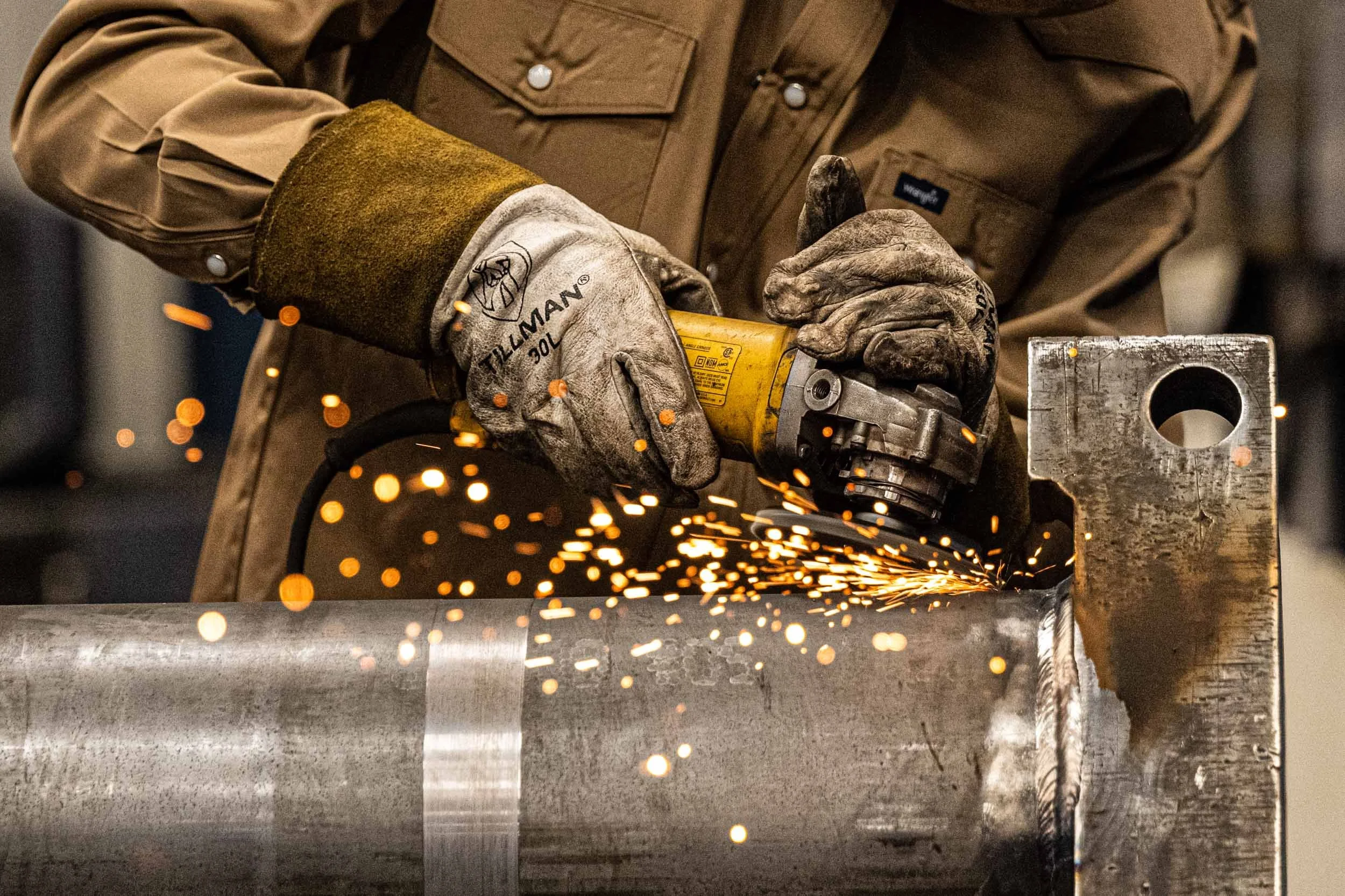 Industrial photography-workers in action-machinery photography 2001.jpg