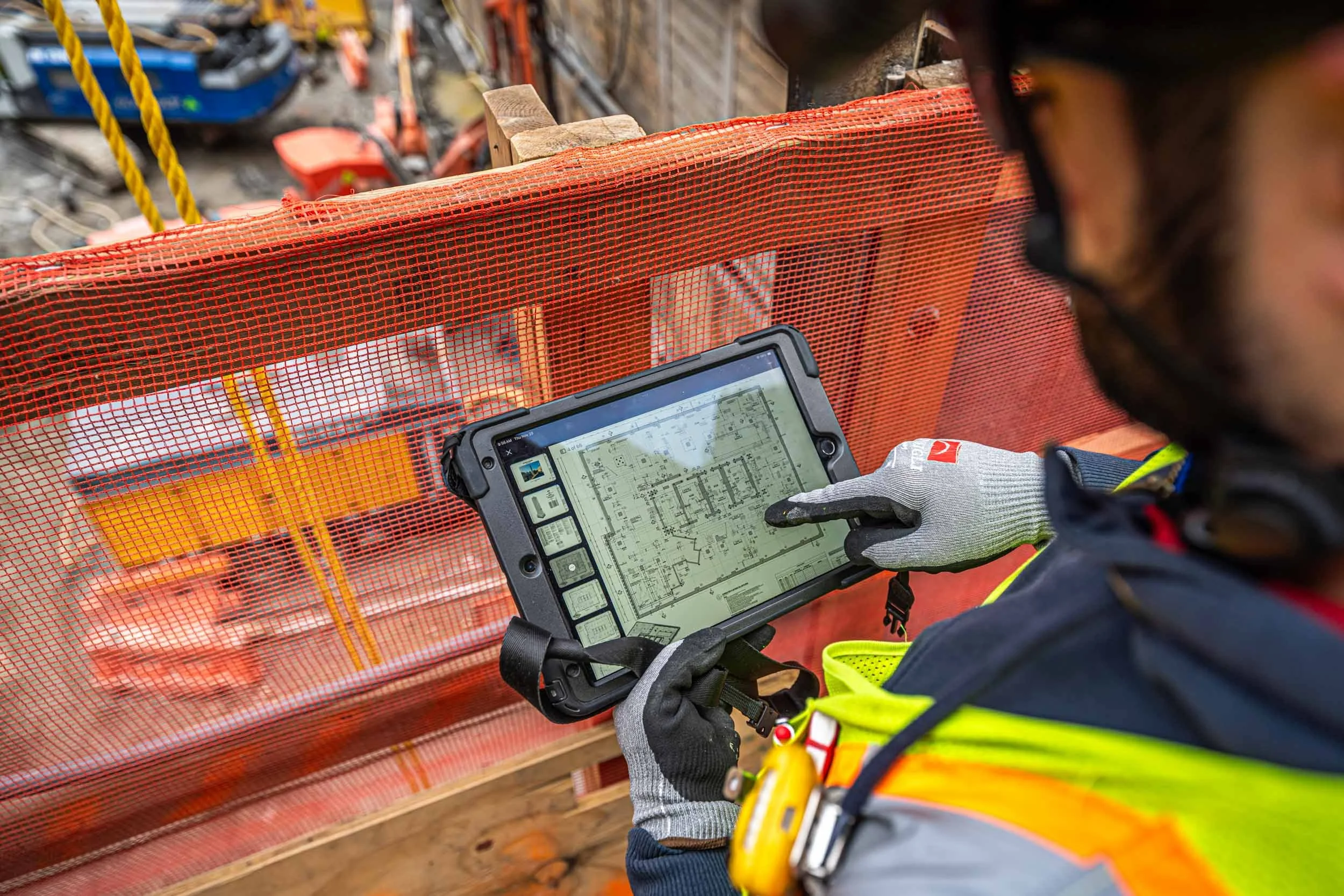 industrial-photography_people-at-work_field-operations_178.jpg