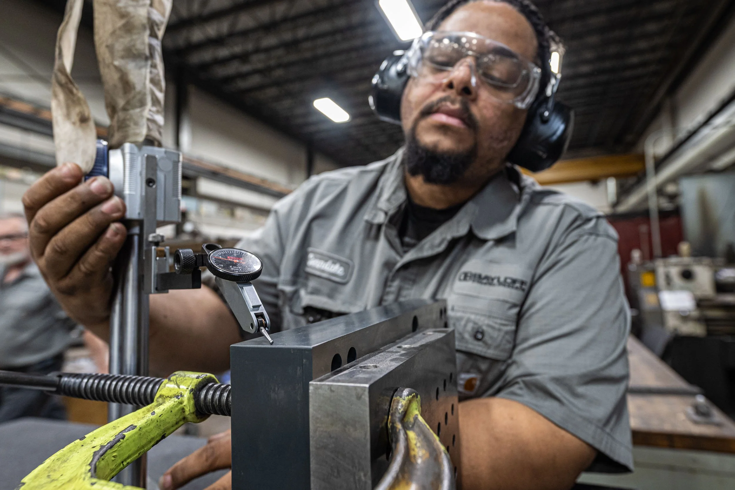 industrial-photography_people-at-work_field-operations_082.jpg
