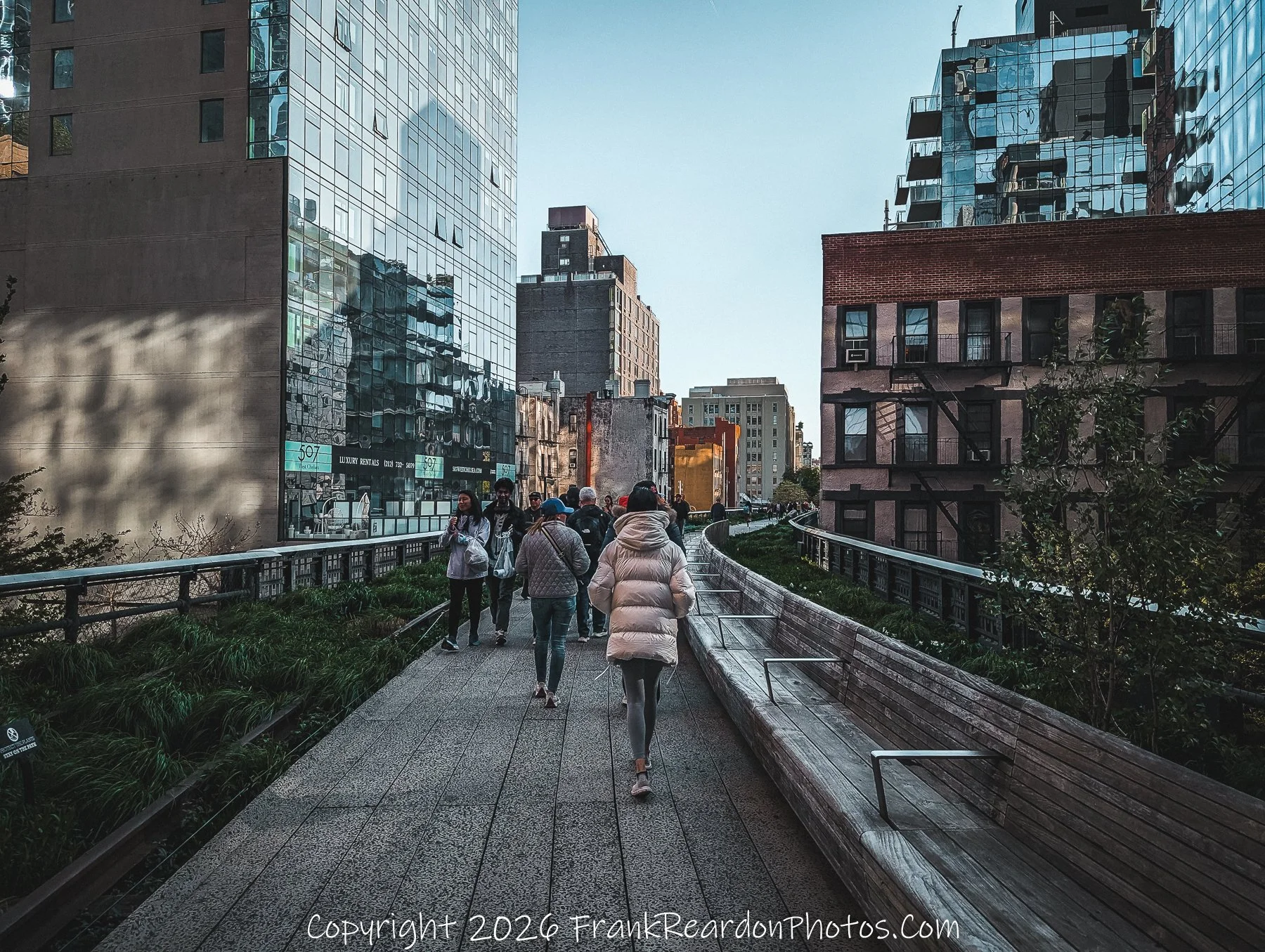 “High Line Stroll Between Old and New”