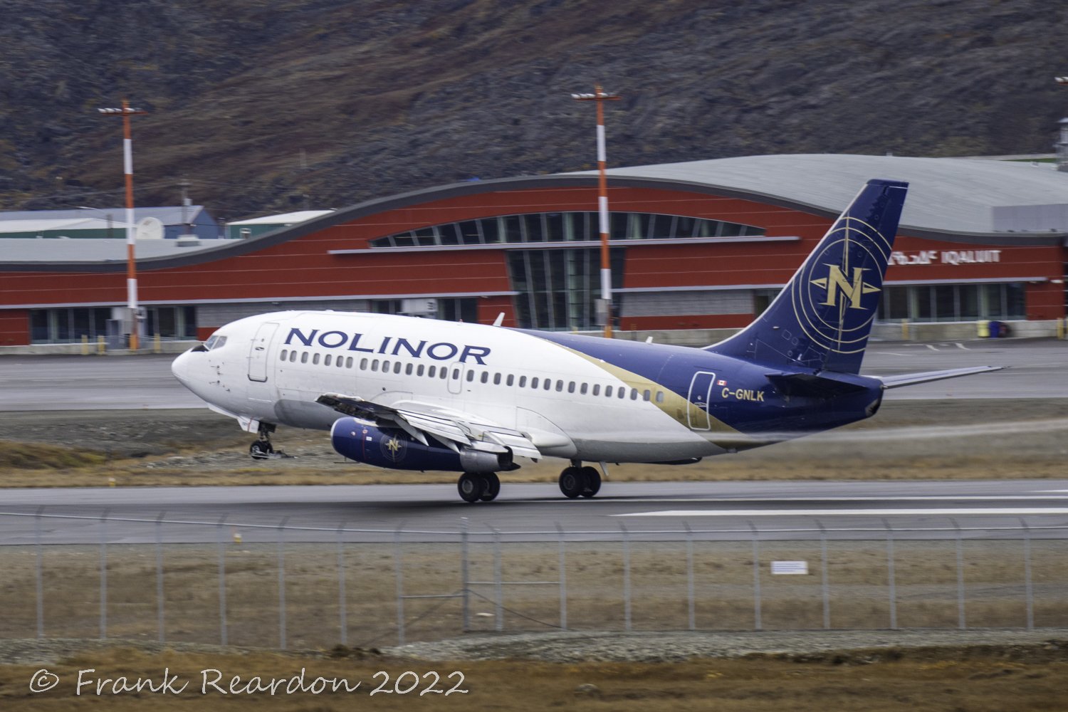 B732 Landing at Iqaluit, Nunavut via runway 34 C-GNLK on SEP.21.2022 all the way from St. John's, Newfoundland