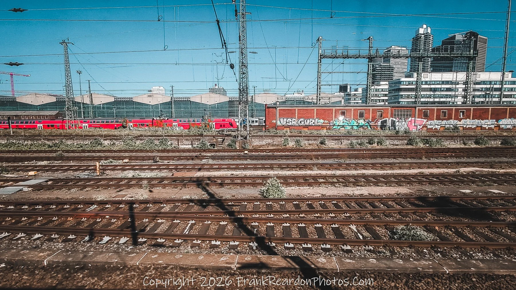 Moments in Frankfurt.
Capturing everyday beauty in Germany’s dynamic metropolis.