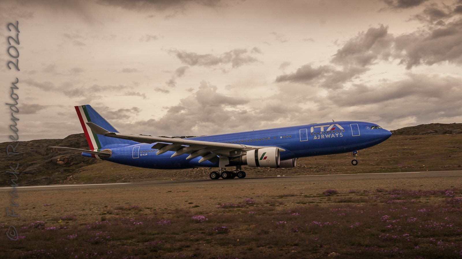 YFBSpotters.DSC005376048 x 4032.jpg