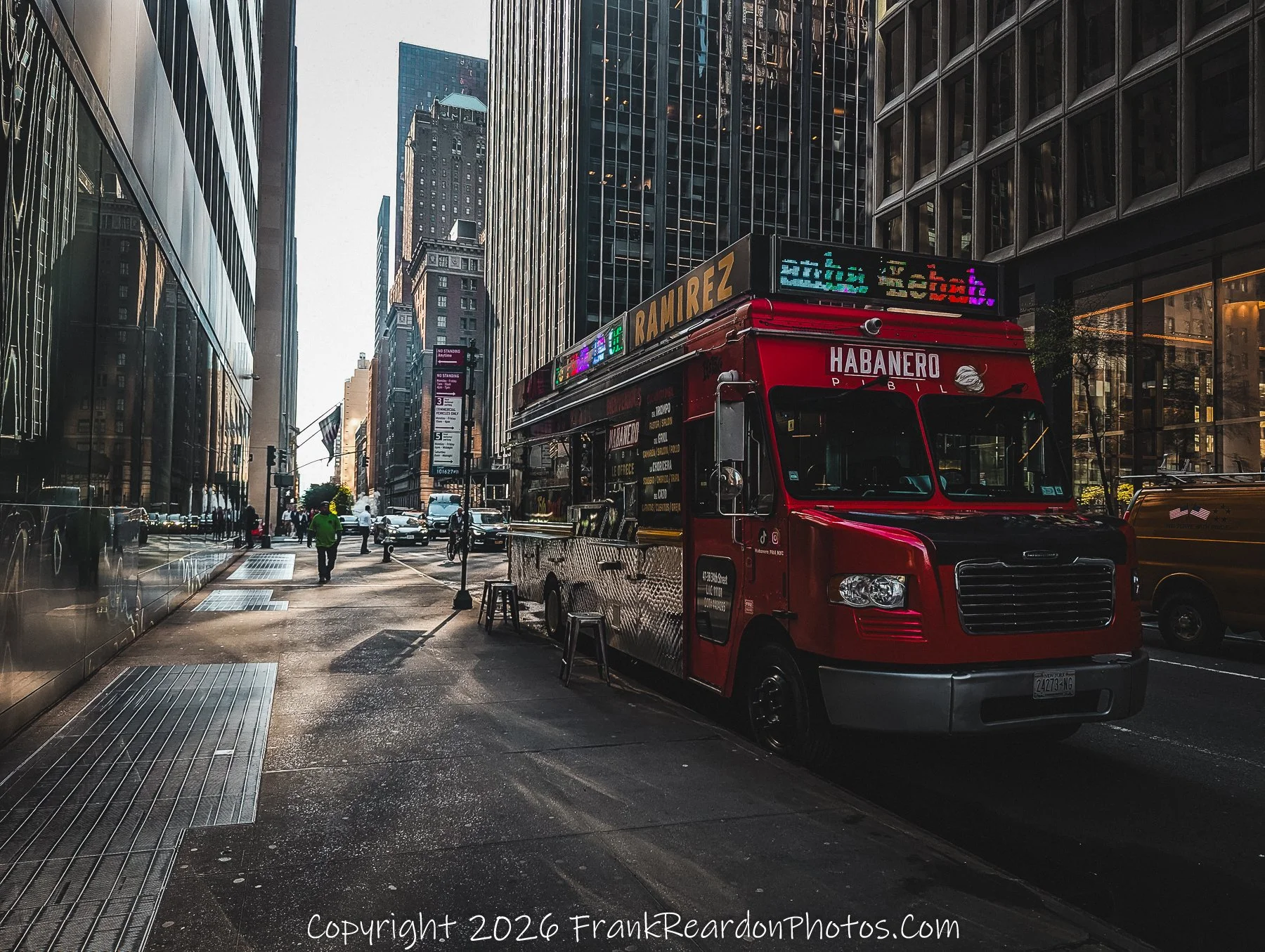 “Habanero Truck: Street Flavor in Motion”