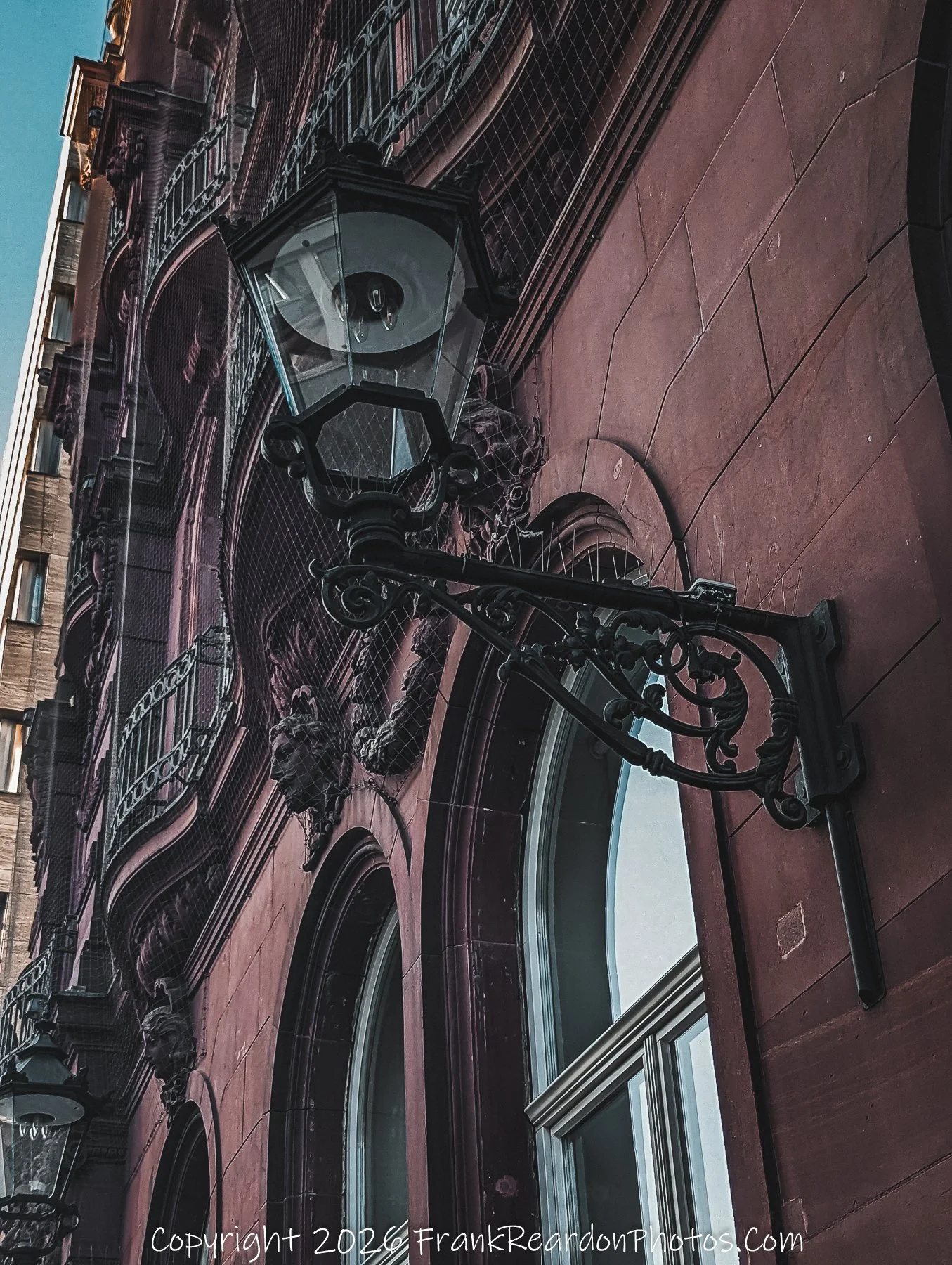 Architectural Details on a Red Sandstone Facade (Light)
Elegance in Red Sandstone