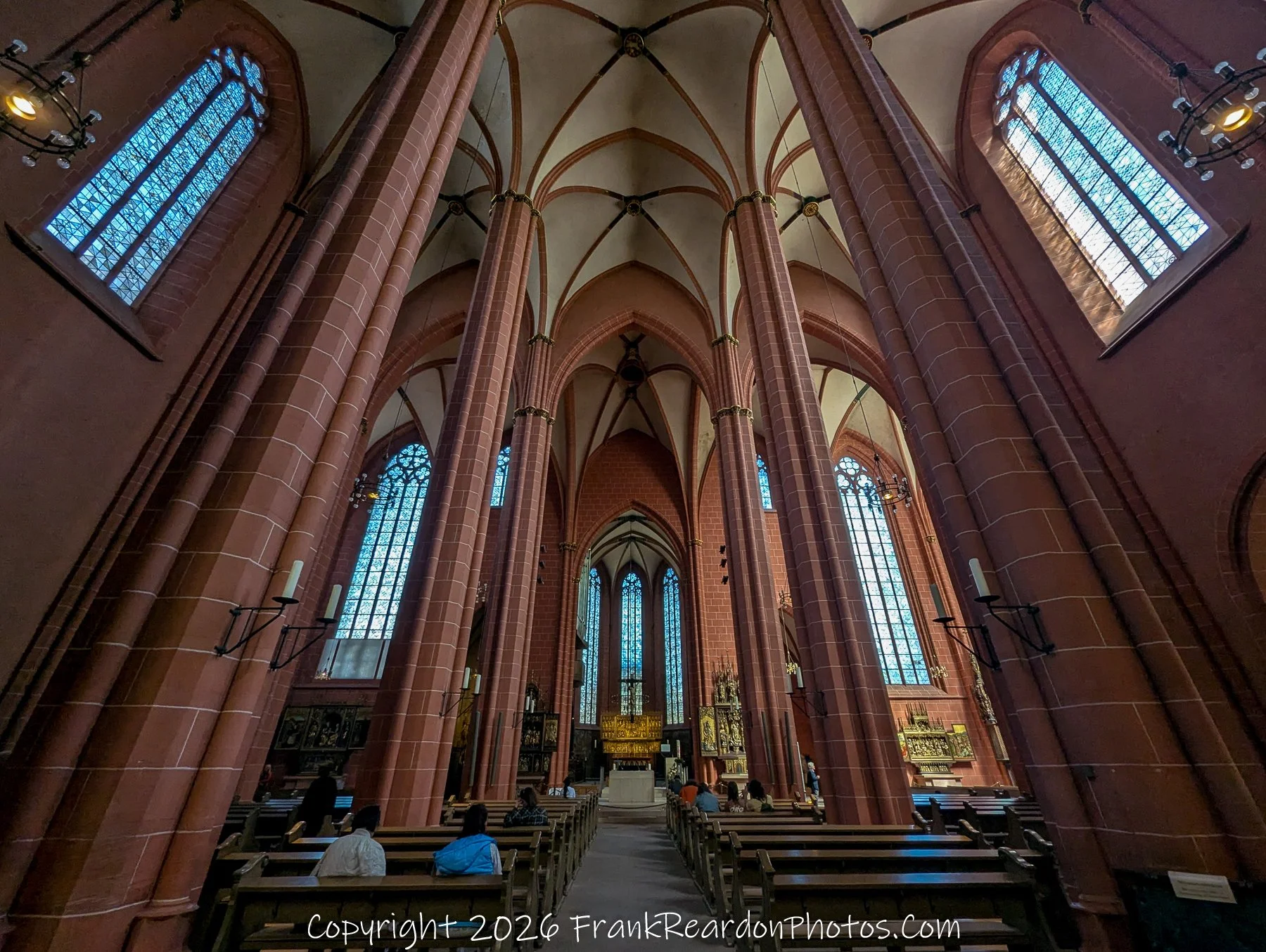 Cathedral Choir Ceiling and Ribbed Vaults
“Ceiling Lines – Gothic Precision in Stone”