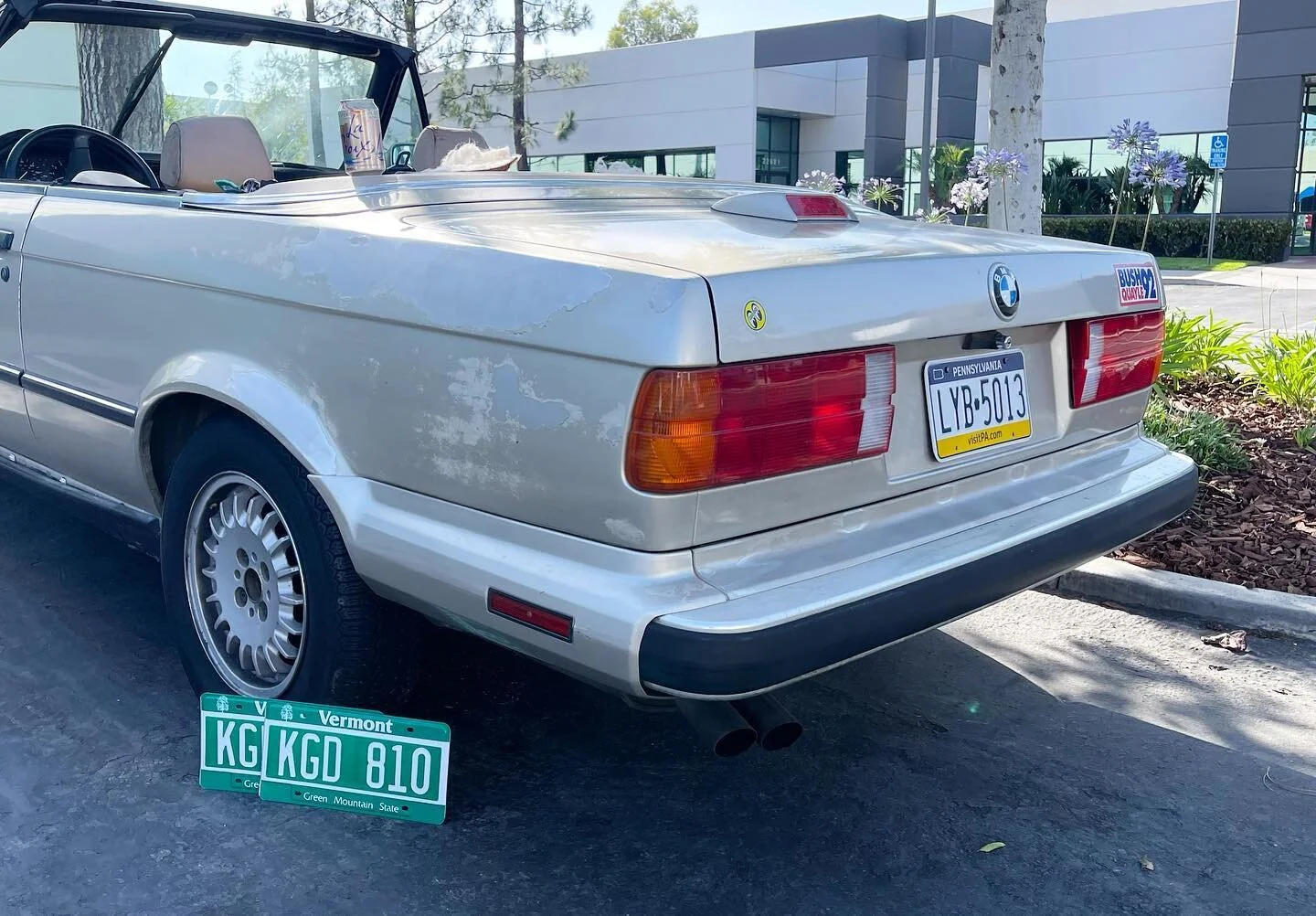 The "barn find" #e30 has gone from no title ➡️ VT tags ➡️ PA tags and title, all thanks to the Kuaay.com app!
#tags #title #vttags #e30lifestyle