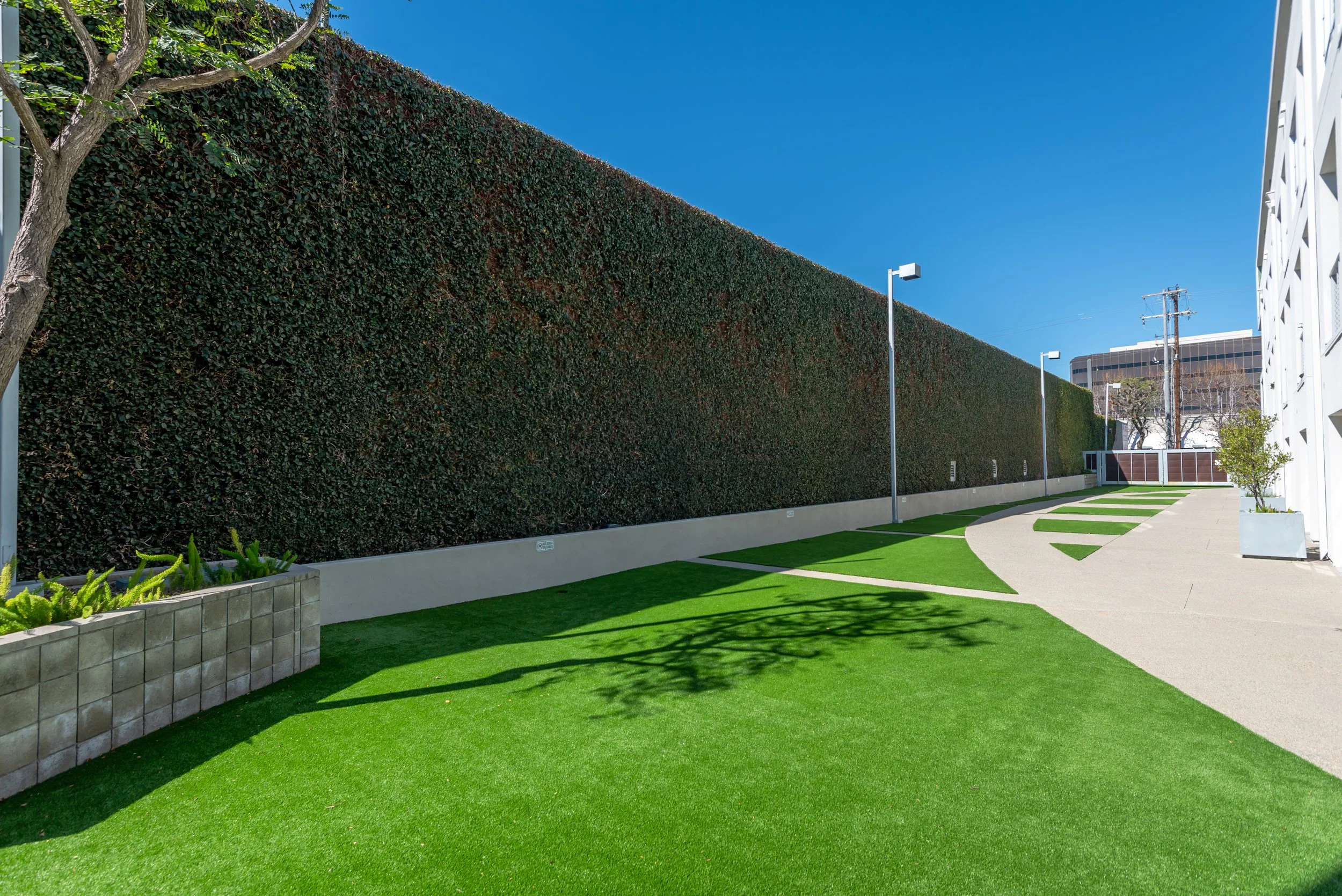 Exterior of 11500 Tennessee Ave Condos in West Los Angeles
