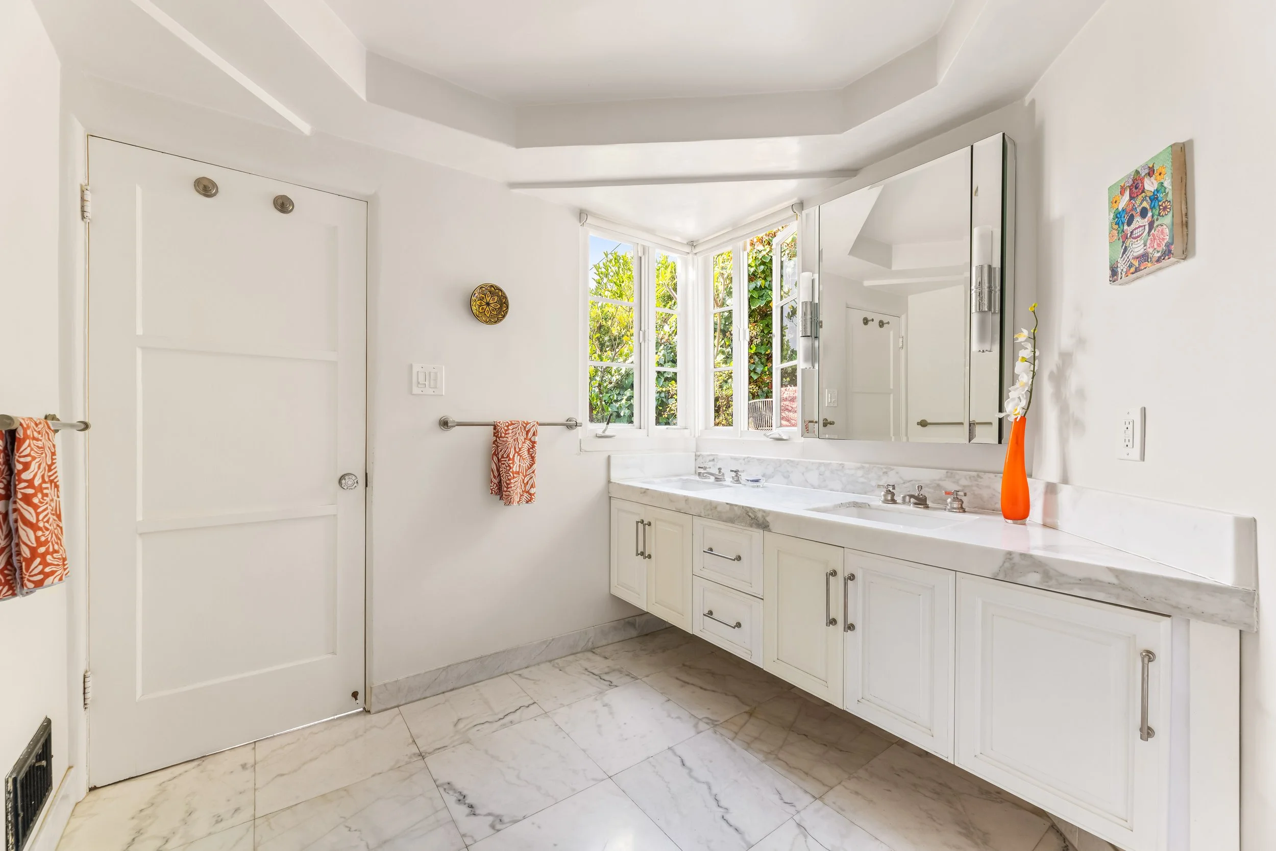 1767-n-orange-grove-ave-17-primary-bathroom-marble-hollywood-hills-los-angeles.jpg
