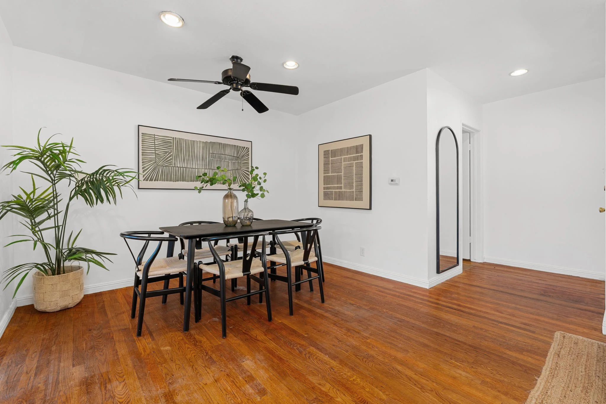 11630-chanera-ave-hawthorne-dining-room-open-concept.jpg