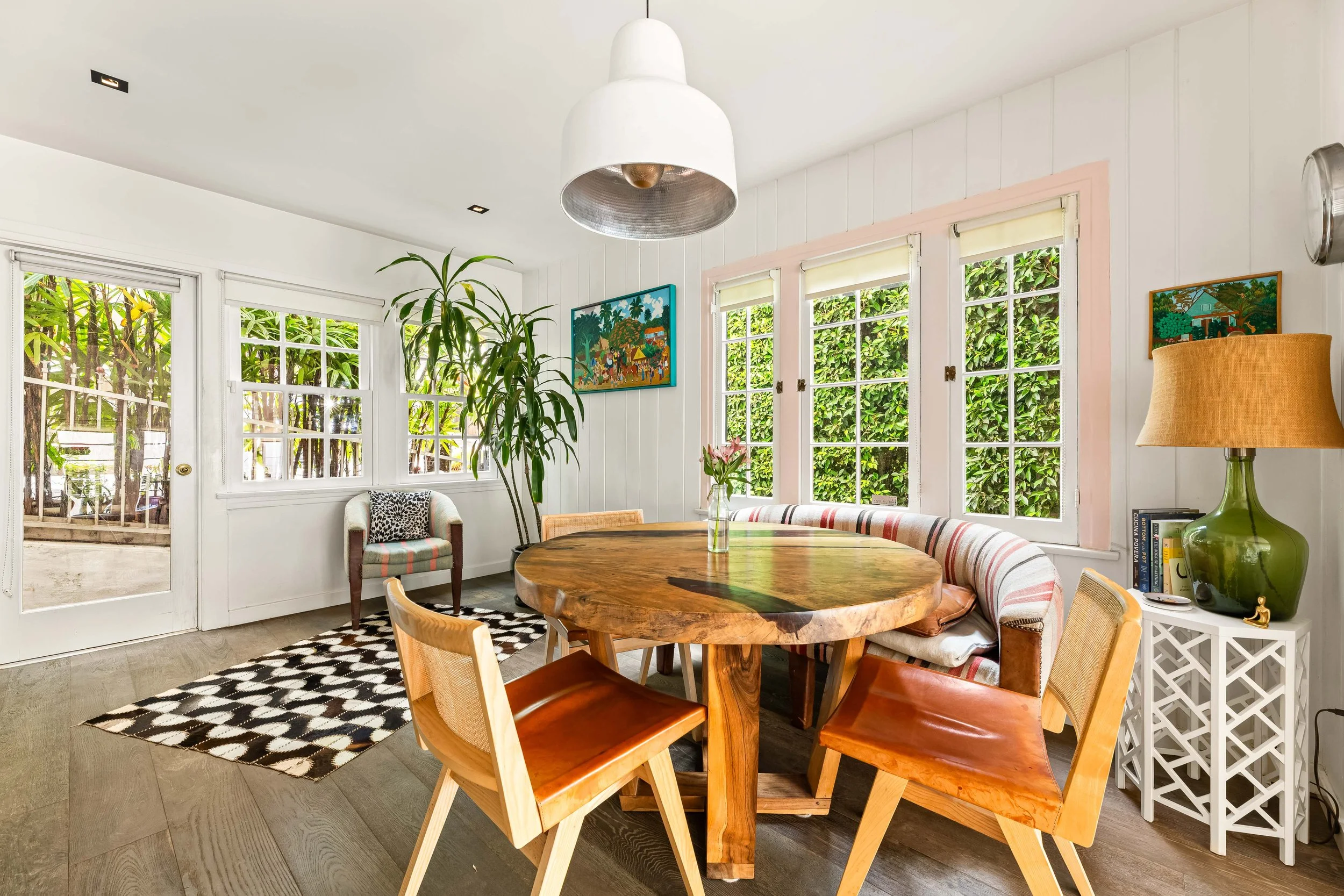 1767-n-orange-grove-ave-30-dining-area-breakfast-nook-hollywood-hills-los-angeles.jpg