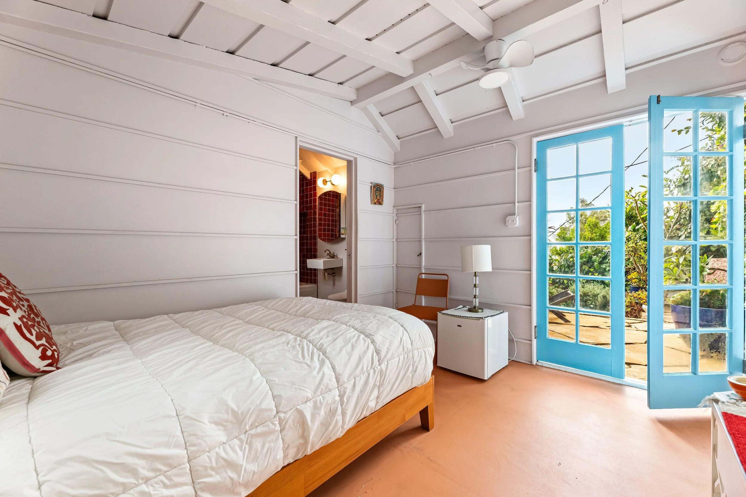 1767-n-orange-grove-ave-46-detached-studio-french-doors-hollywood-hills-los-angeles.jpg