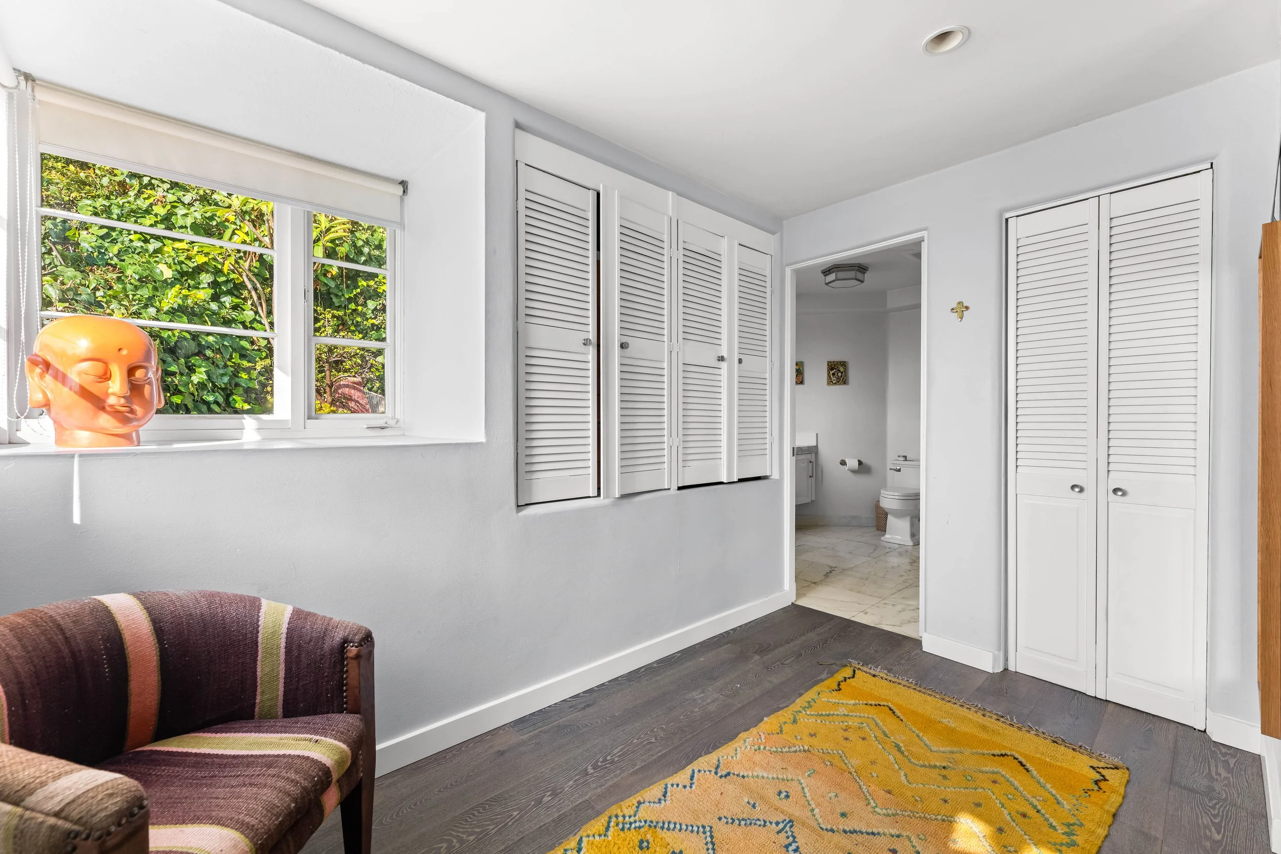 1767-n-orange-grove-ave-14-primary-suite-dressing-area-hollywood-hills-los-angeles.jpg