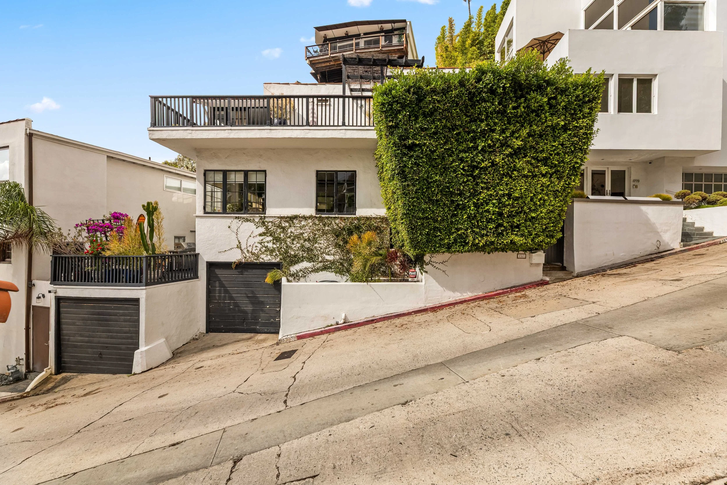 1767-n-orange-grove-ave-57-exterior-front-street-view-hollywood-hills-los-angeles.jpg