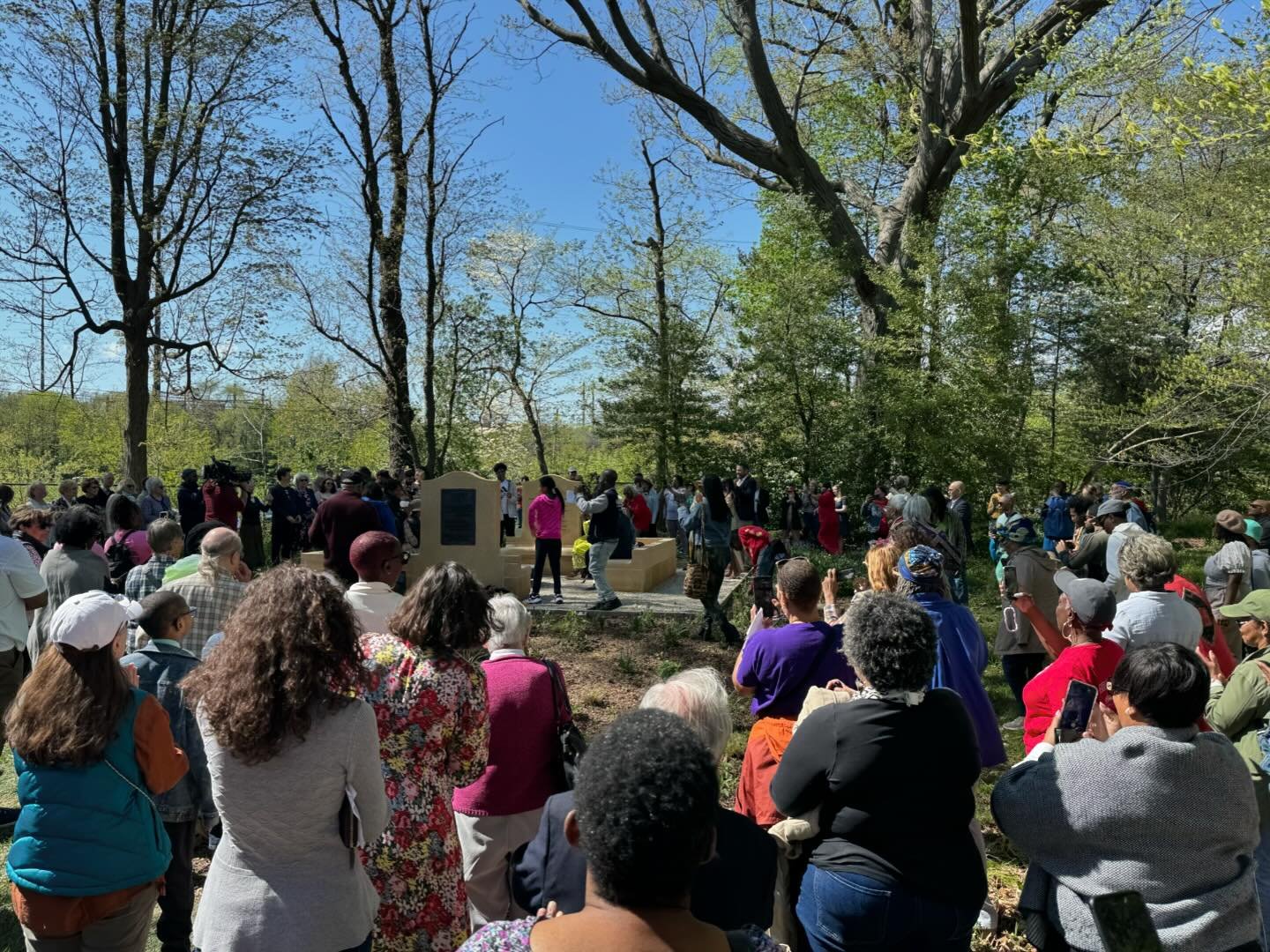 Over the years we&rsquo;ve had the honor of completing several landscape initiatives and plantings for the @pewcenterarts-funded Dinah Memorial Project @stentonmuseum. Last weekend, the Memorial was unveiled in a beautiful and emotional ceremony. Ent