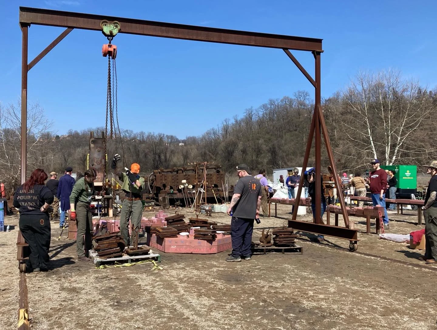 Getting ready to pour iron, more sculpture at Carrie Blast Furnaces #riversofsteel #washingtonsculptorsgroup @washingtonsculptors @riversofsteel