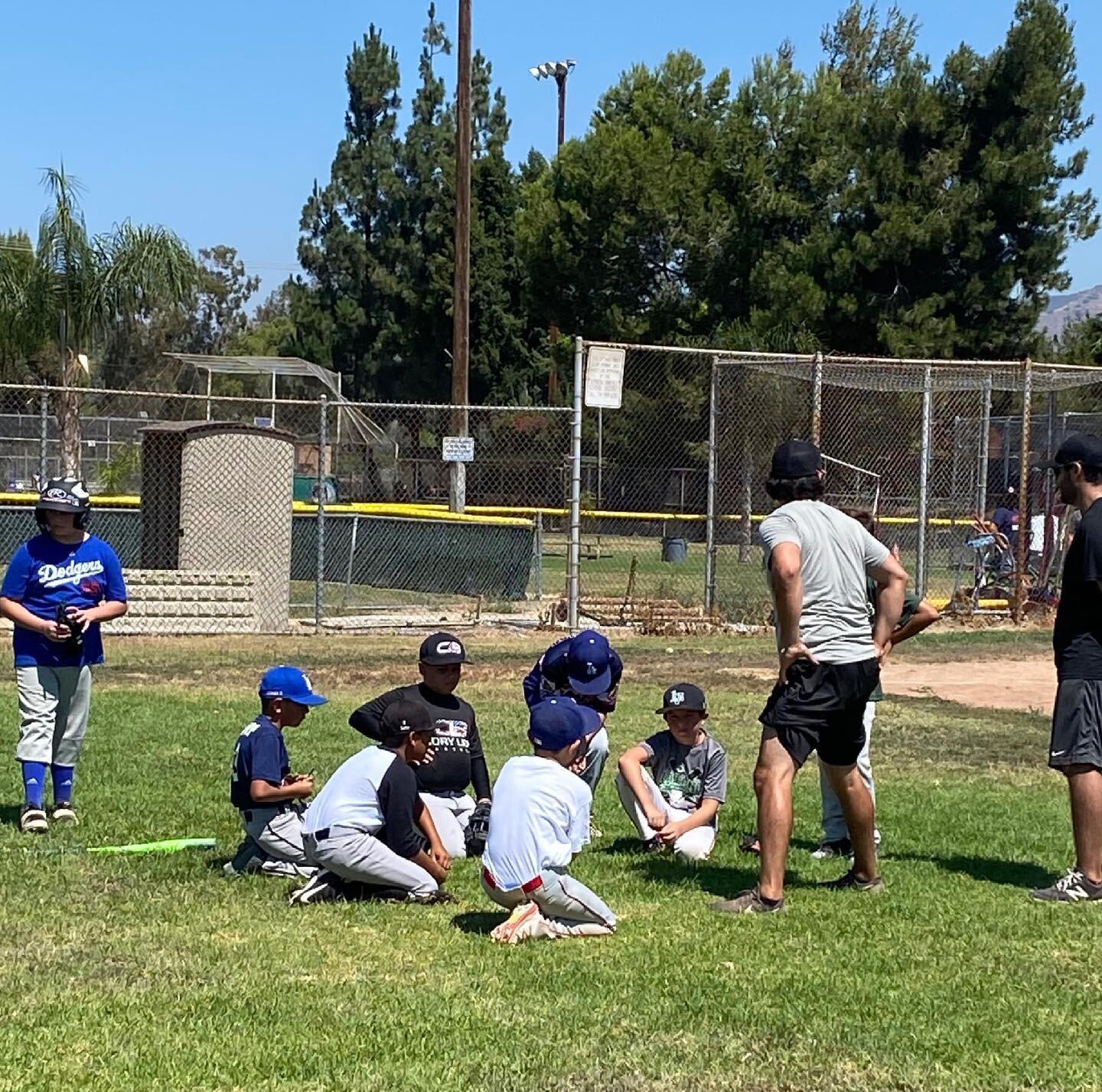 How the Stingers started!!!🐝⚾️ Just about a year ago at this time we had our first practice. We&rsquo;ve come along way! And we&rsquo;re still going! Thank you to everyone who has been with us since the beginning and those who have joined!💯🐝⚾️ #st