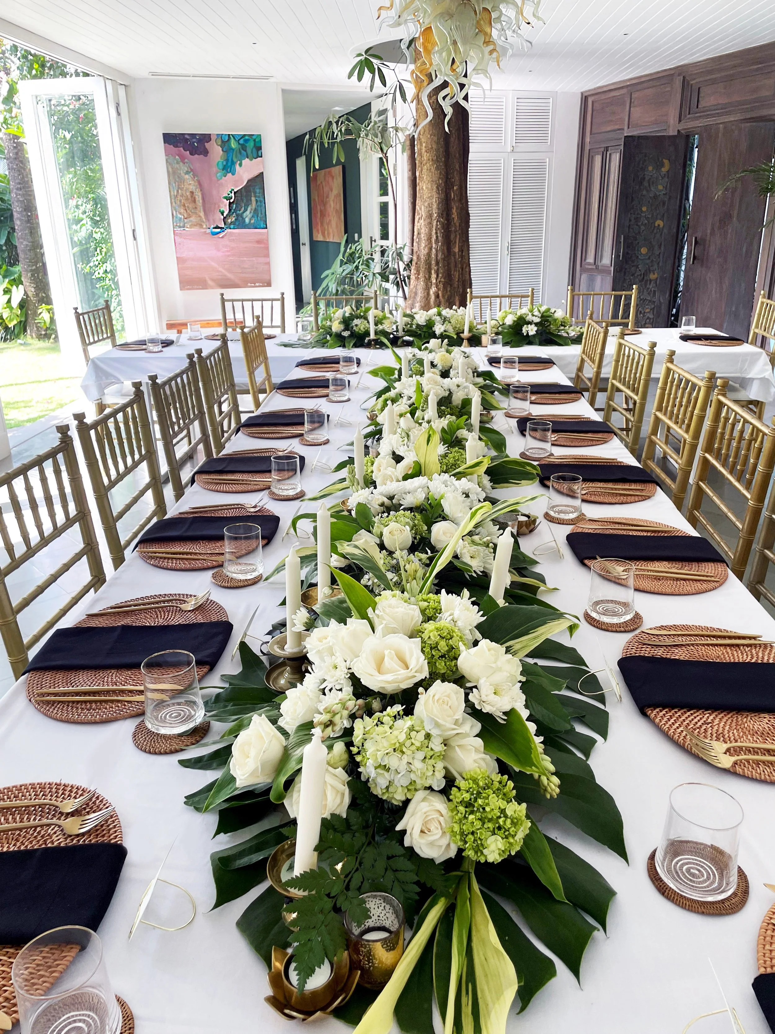 Table setting T shape.jpg