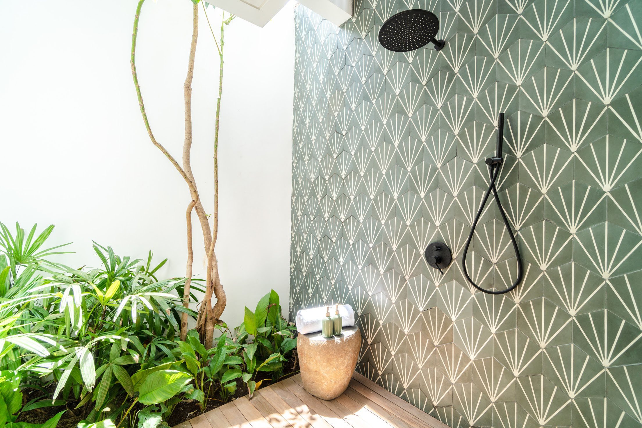 Garden Shower Area.jpg