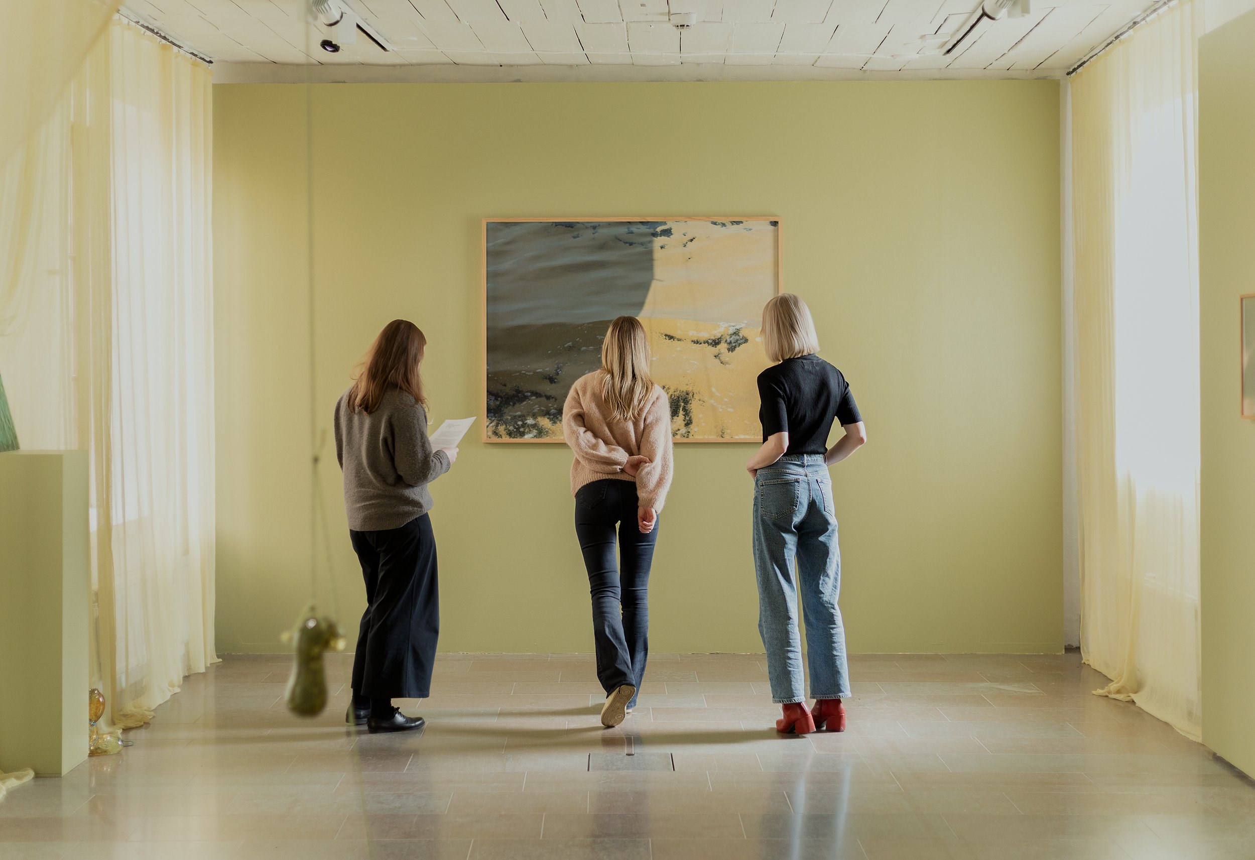 VALOKUVAKESKUS PERIN ENSIMMÄINEN NÄYTTELYOHJELMA KILTA GALLERIAAN ON JULKISTETTU!