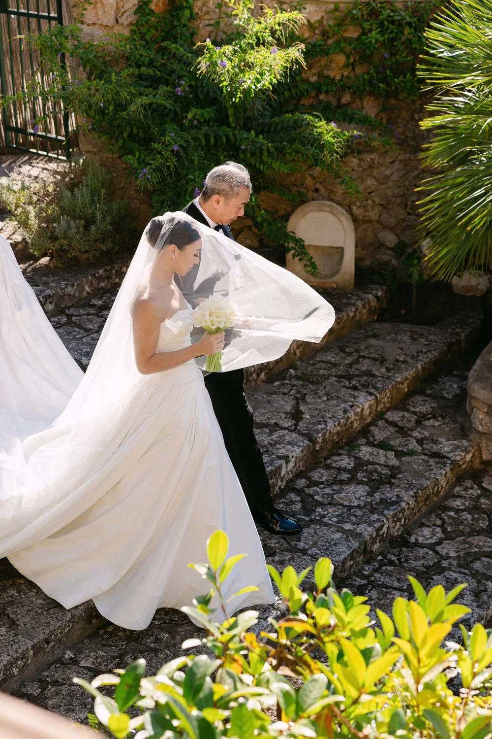 capri-moments-lilian-jonathan-wedding-day-73.jpg