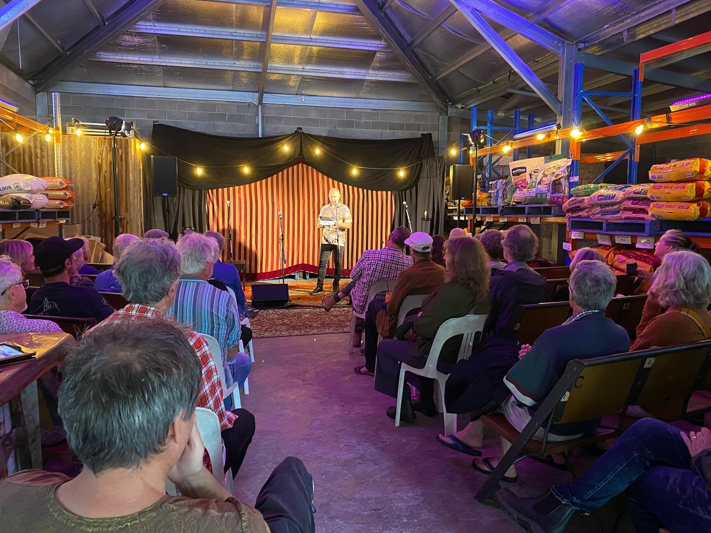 The 10th edition of Candelo Village Festival is happening on a cloudy but joyful day. Beginning at the beginning with Andrew Gray from @crimsonrosella_official giving us the story of the beginning of the Candelo Arts Society, the people and the place