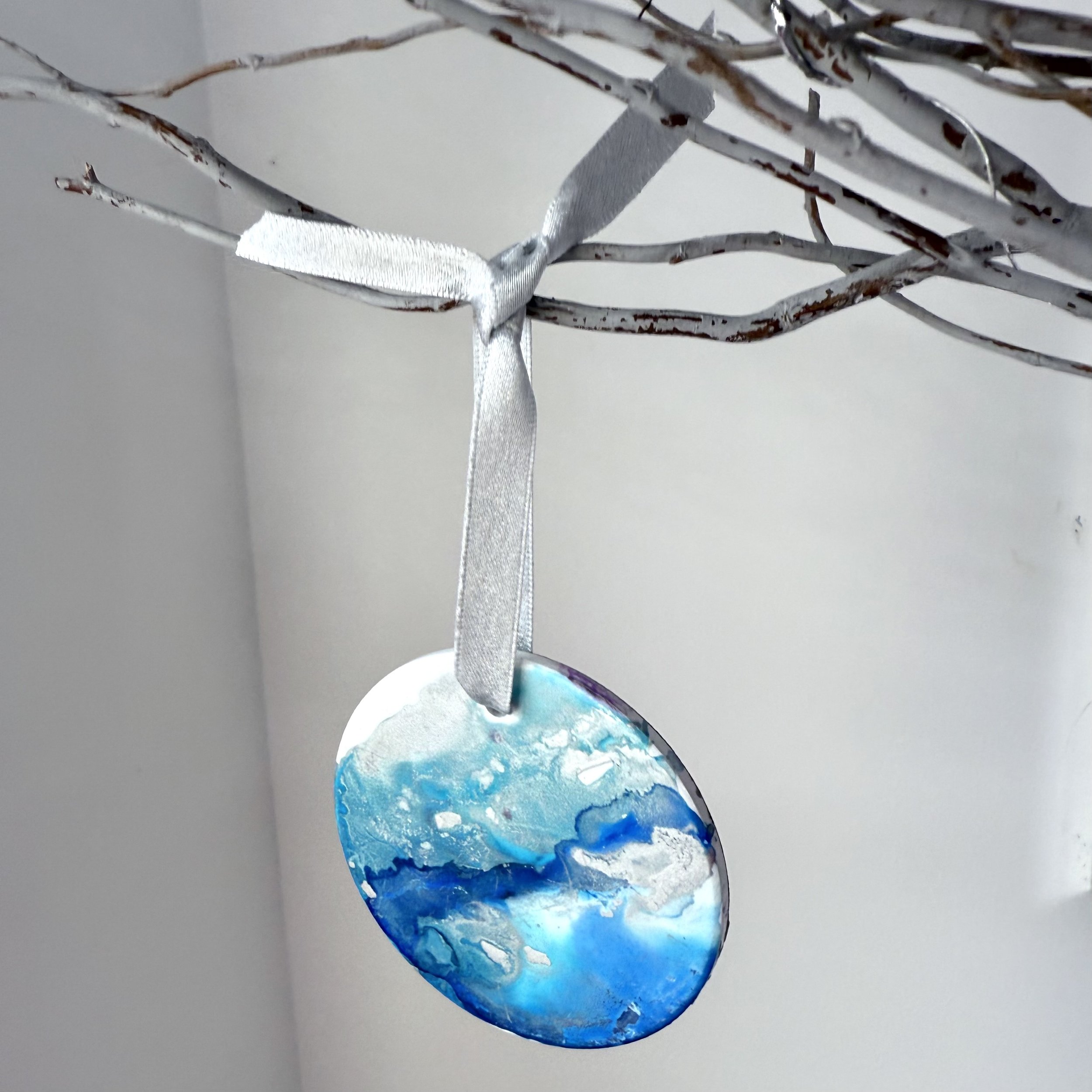 ‘Snow Day’ Christmas Bauble