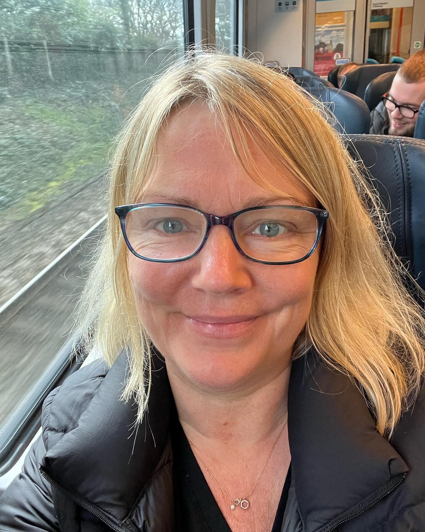 I am on the way to London for a 5 day course! I can&rsquo;t wait. I love living in Dorset and it&rsquo;s chilled way of life but I am excited about catching up with friends and adding new skills to use. 

Happy Sunday!