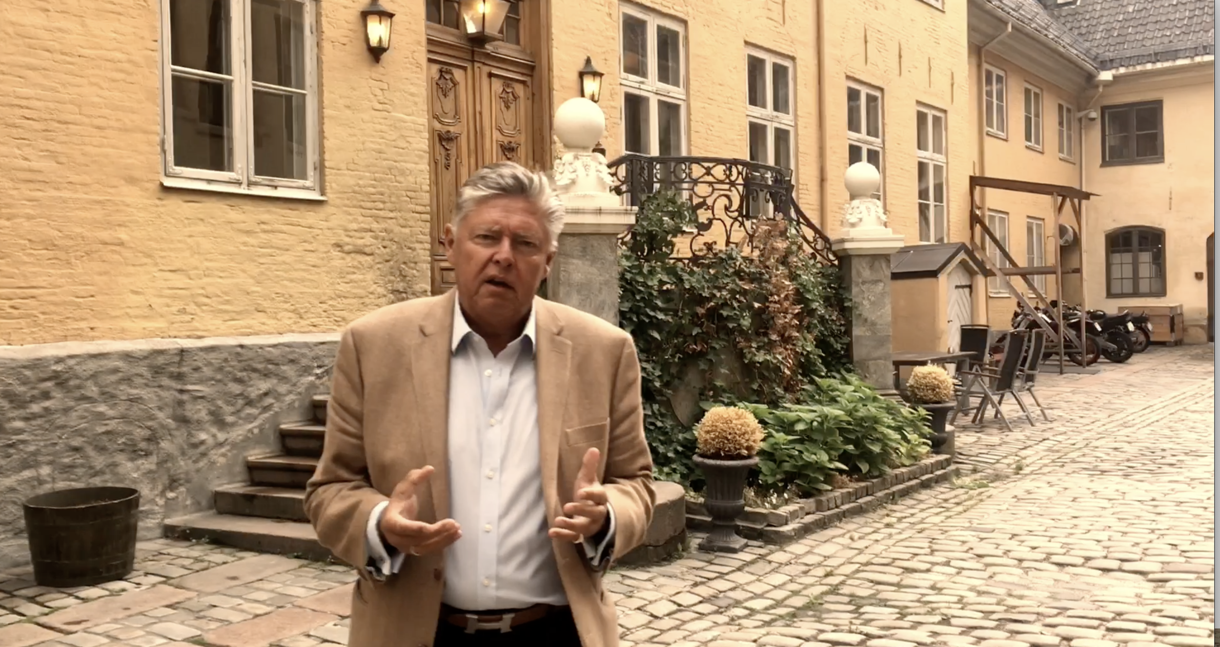Nei til salg av Krigsskolen!