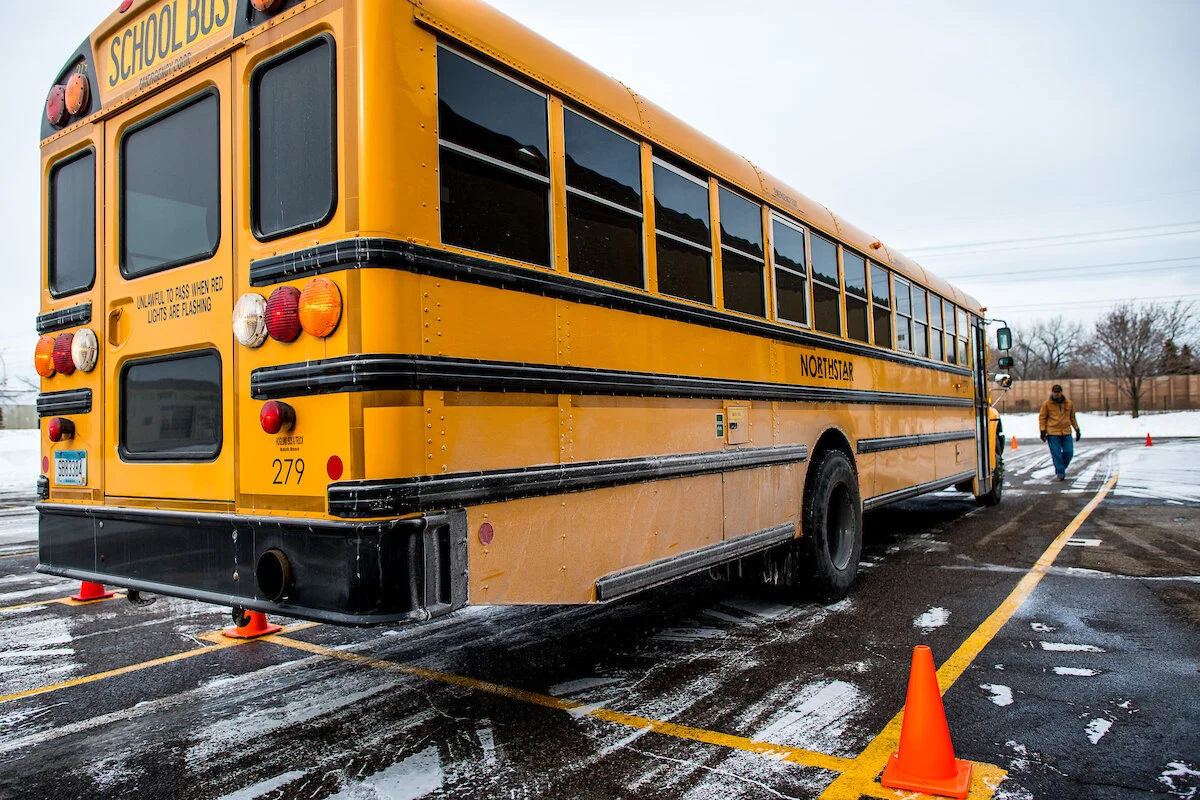 A Bus Driver — School Bus Driver Jobs MN Salary Charter Bus