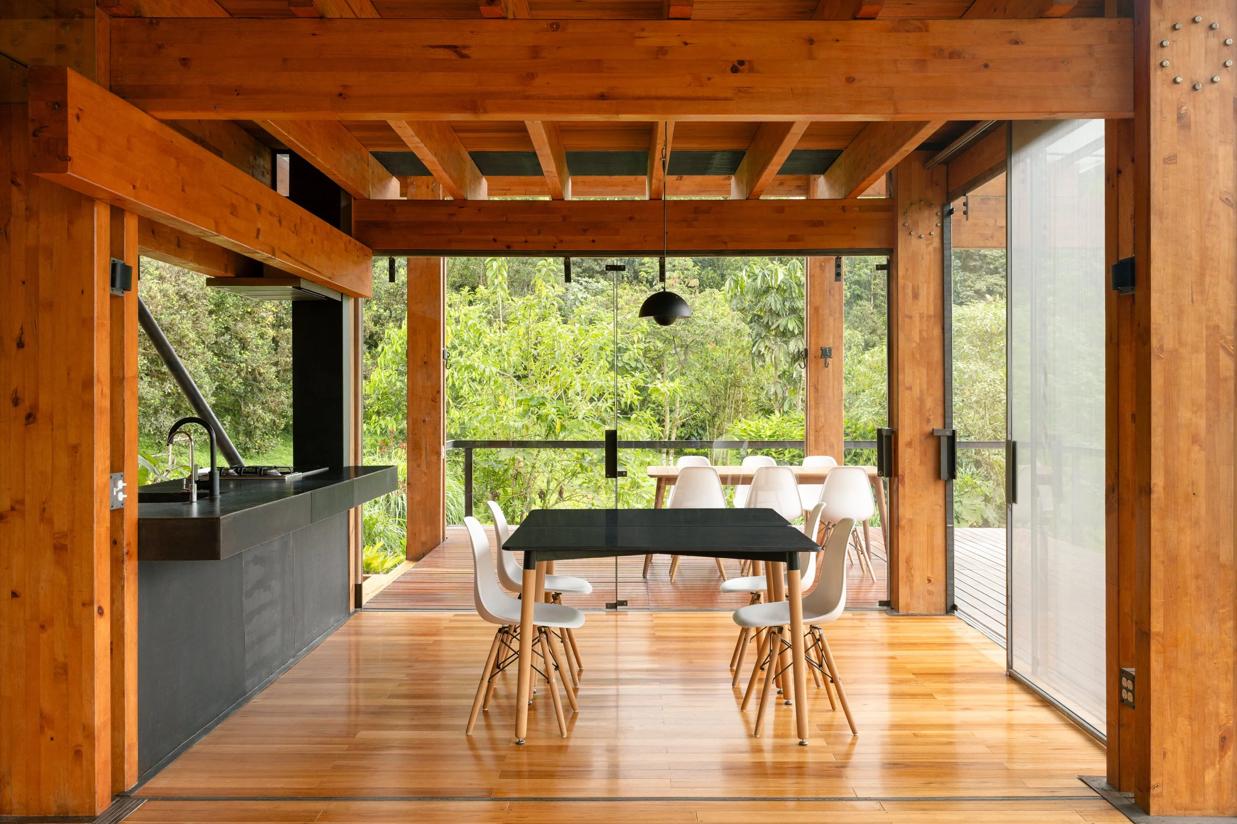 House Taller General Jose María Sáez Ecuador Andes timber frame nature Mindo pitaya botanic garden