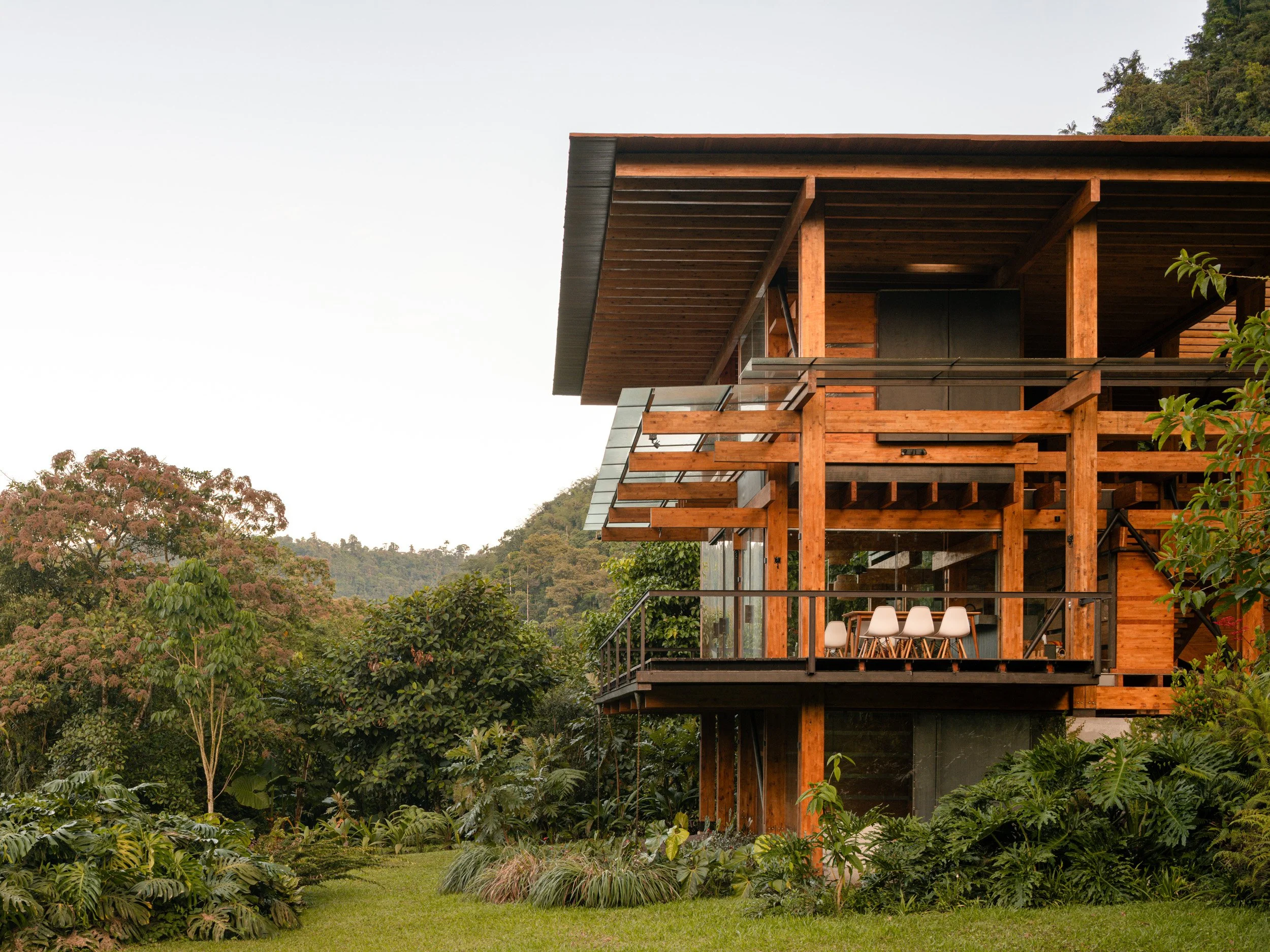 House Taller General Jose María Sáez Ecuador Andes timber frame nature Mindo pitaya botanic garden
