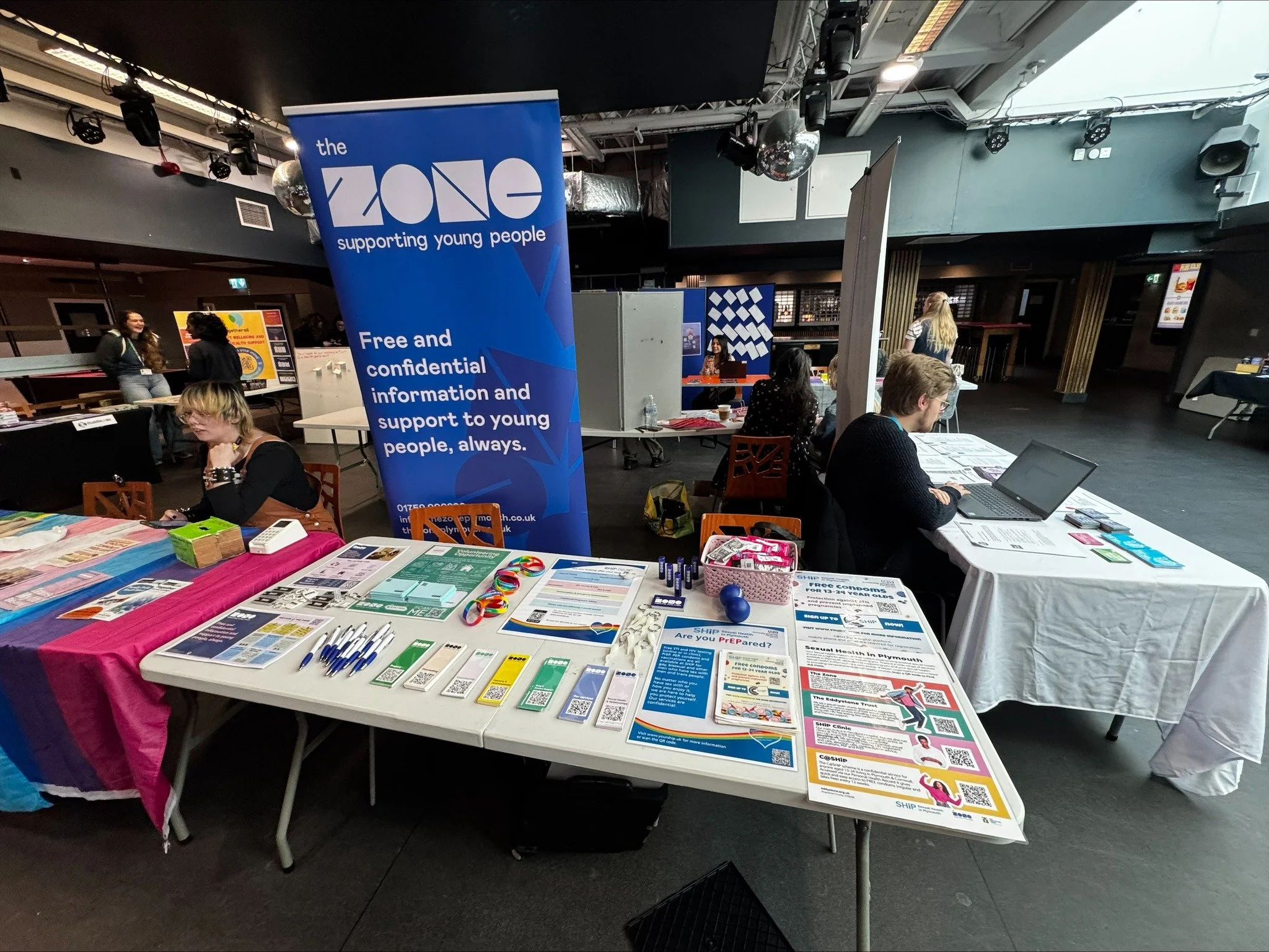We&rsquo;re at the @up.su  Wellbeing Fair today until 4PM.

Come and say hello to a member of our team and discover how we can support you. Whether you&rsquo;re looking for advice on sexual health, mental wellbeing, drug &amp; alcohol use, or need su