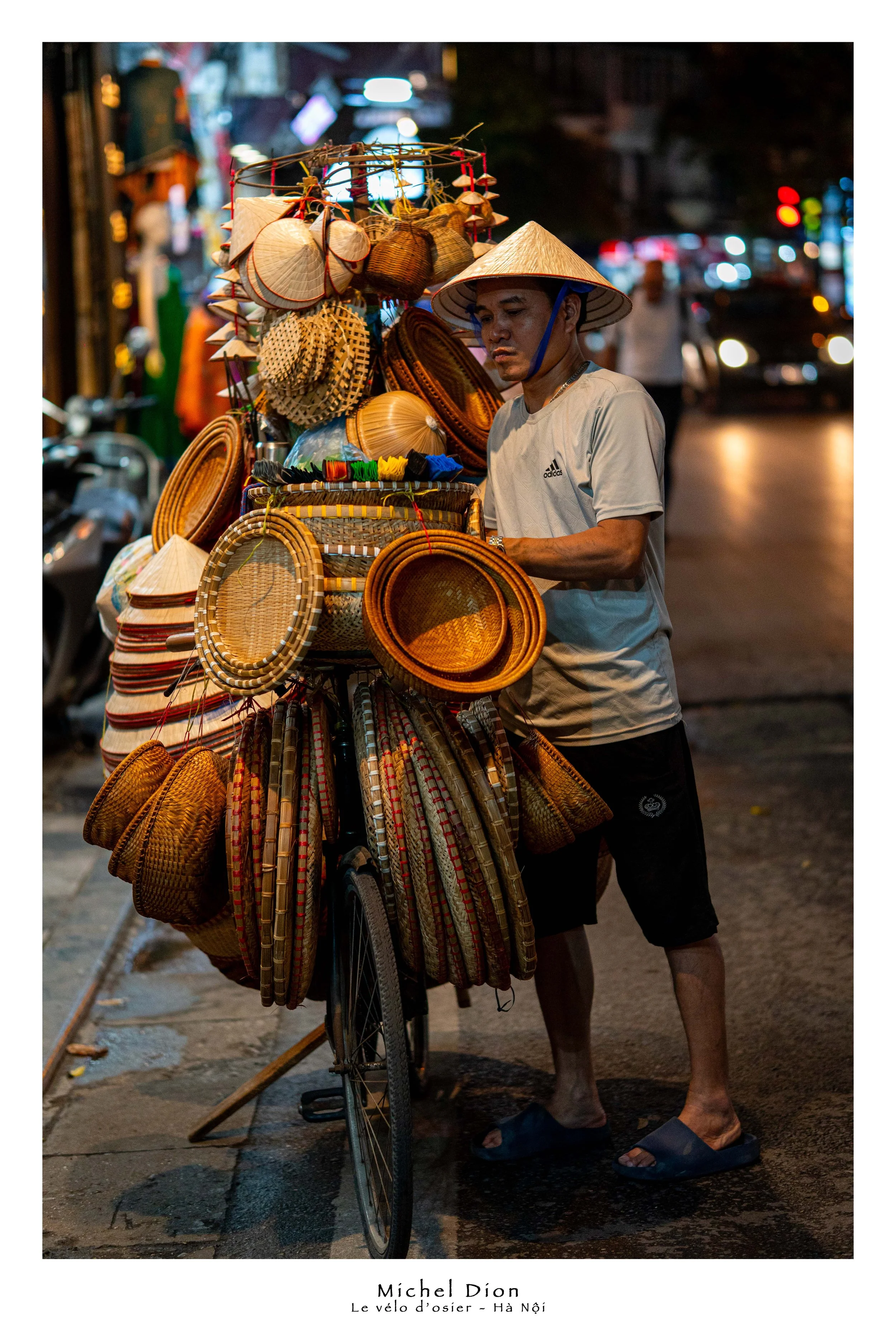 Hanoi 20250421 Le vélo d'osier.jpg