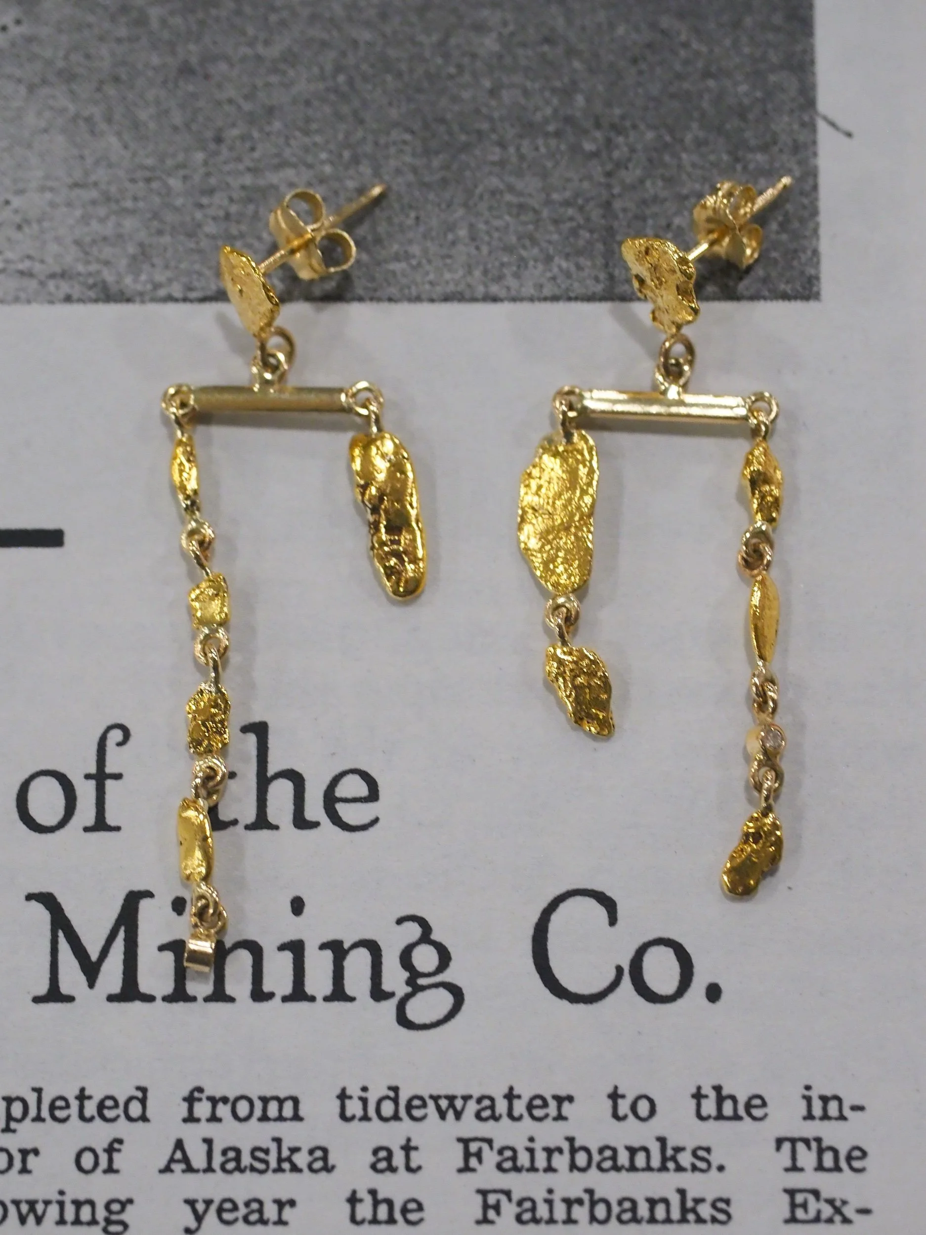 Tip the Scale Earrings