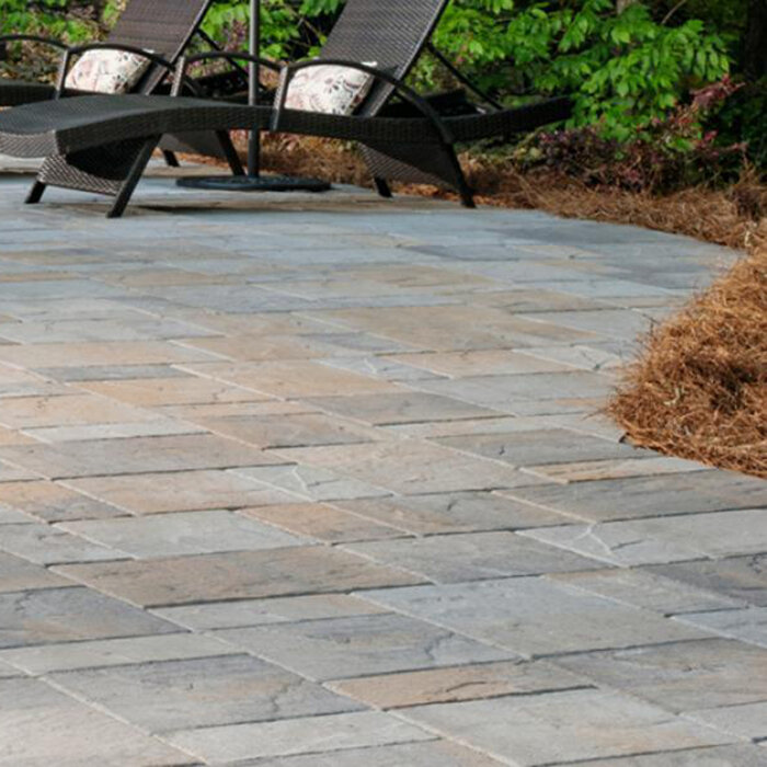 LAFITT® RUSTIC SLAB PAVERS